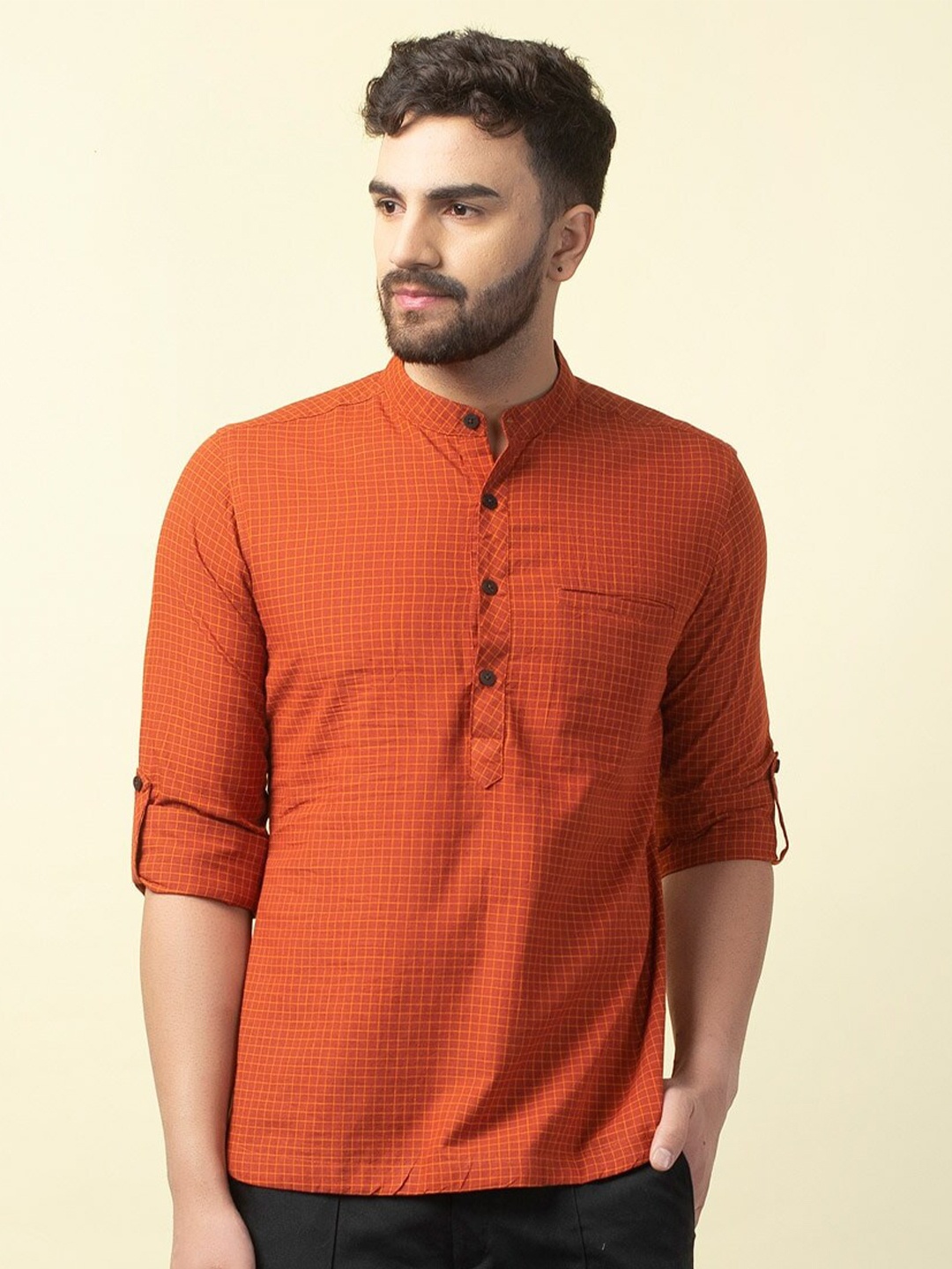 

Fabindia Men Orange Cotton Solid Slim Fit Casual Shirt