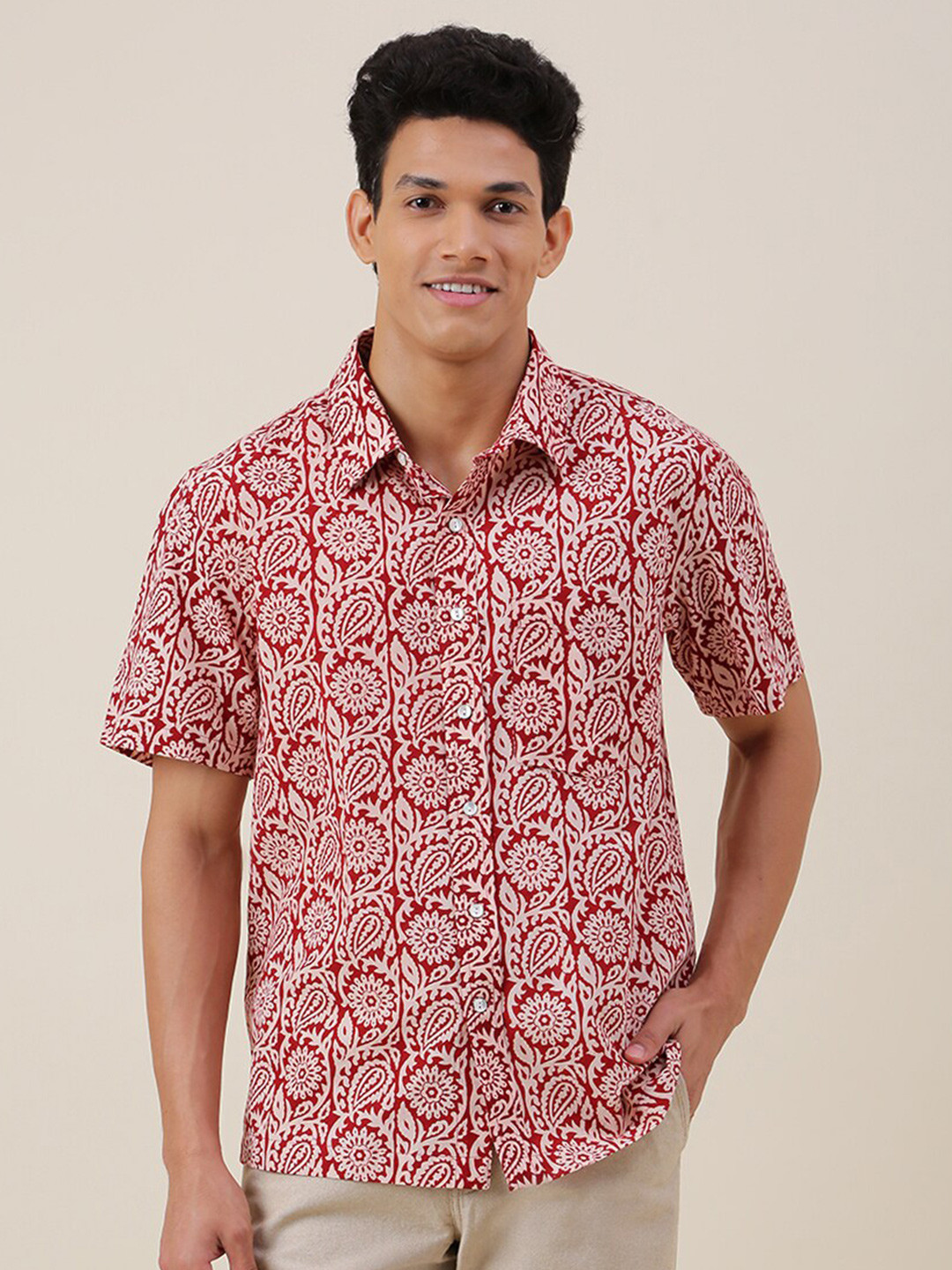 

Fabindia Men Red Cotton Straight Printed Casual Shirt