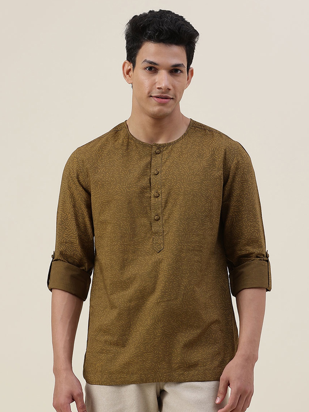 

Fabindia Abstract Printed Collarless Slim Fit Cotton Shirt, Olive