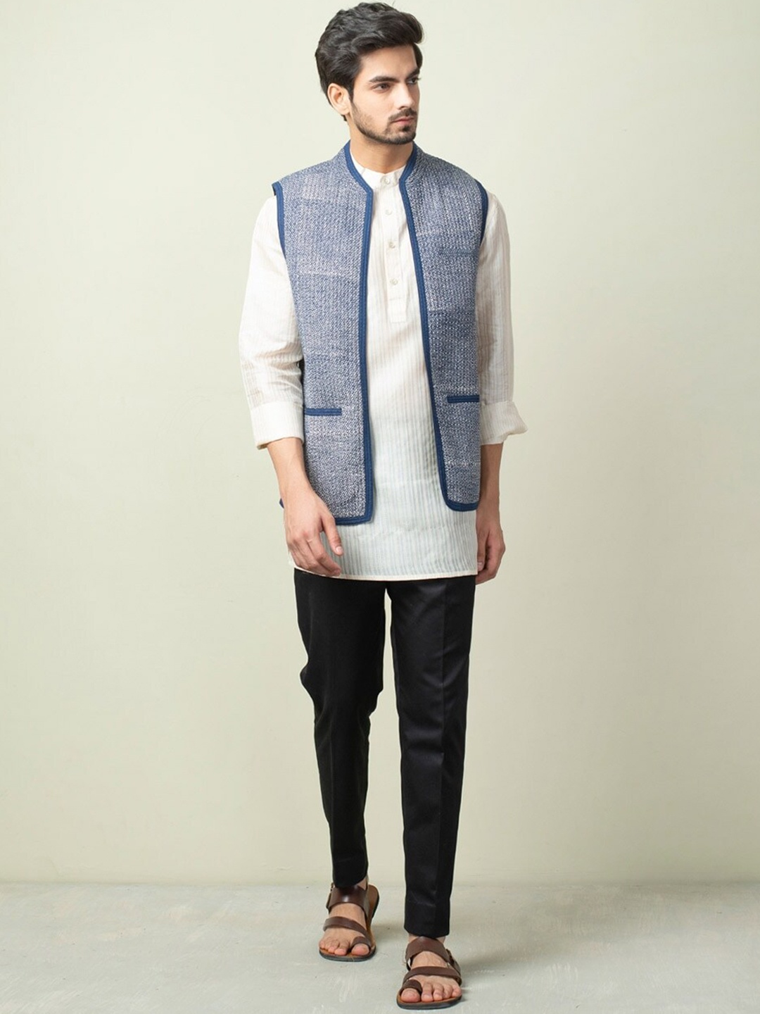 

Fabindia Men Blue Printed Cotton Nehru Jackets