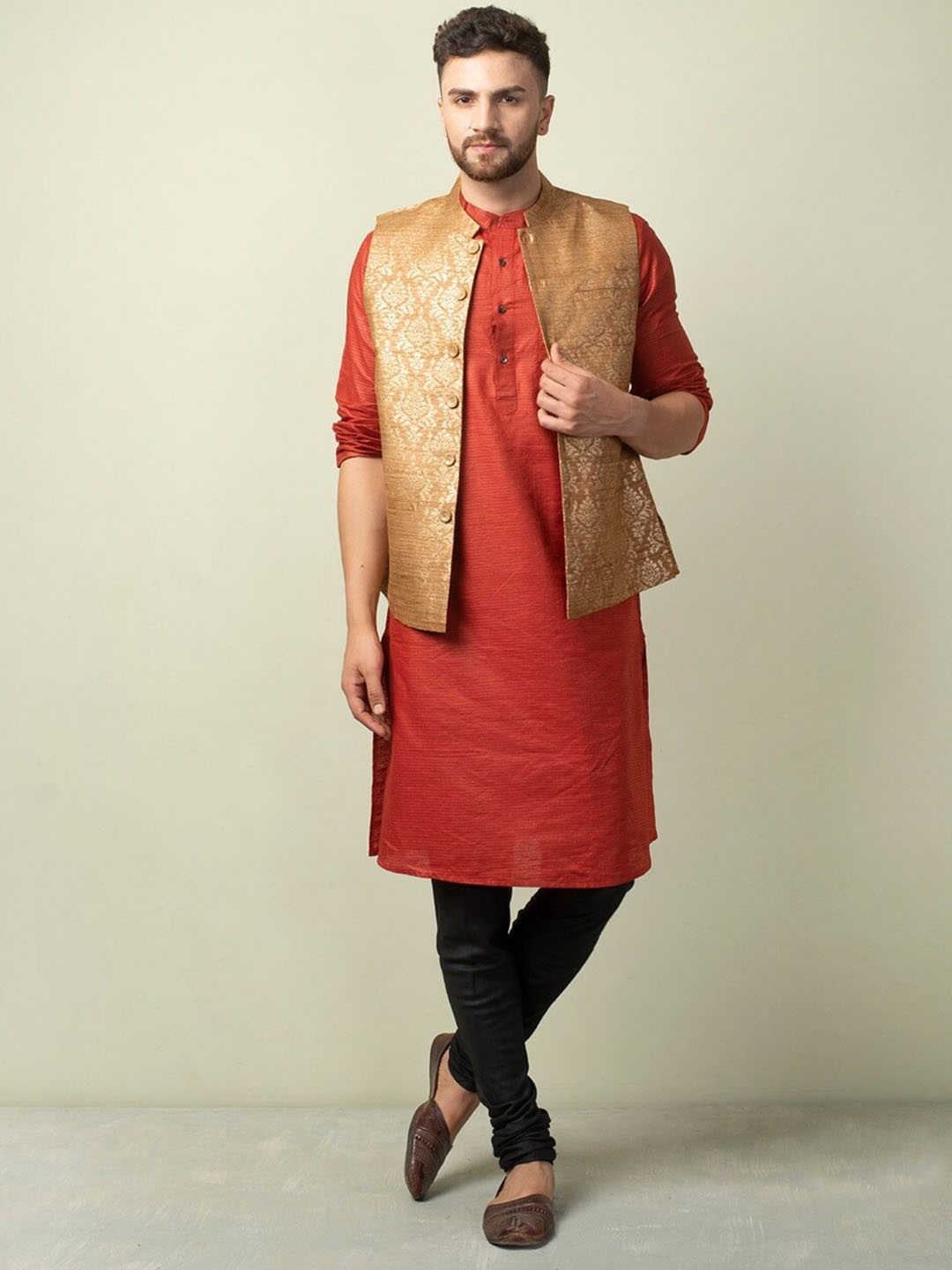 

Fabindia Men Golden Printed Nehru Jacket, Gold