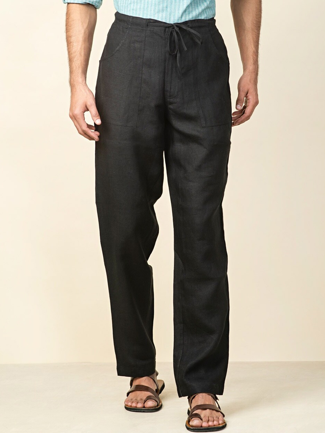 

Fabindia Men Black Comfort Chinos Regular Fit Trouser