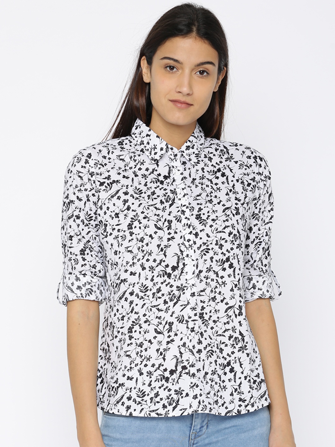 

U.S. Polo Assn. Women Women White & Black Regular Fit Printed Casual Shirt
