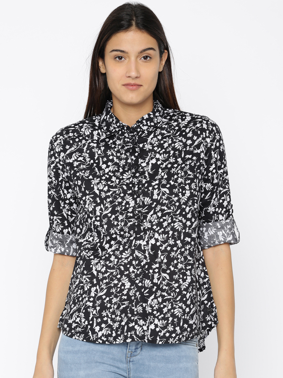 

U.S. Polo Assn. Women Women Black & White Regular Fit Printed Casual Shirt