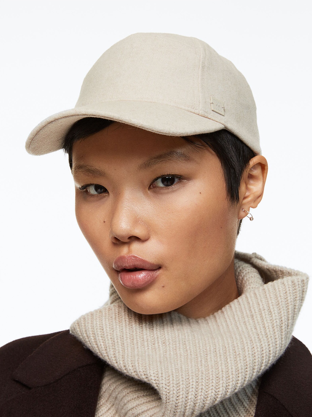 

H&M Women White Wool-Blend Cap