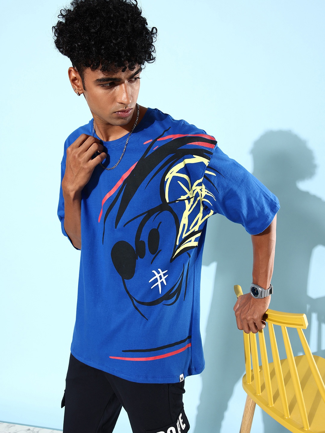 

Kook N Keech Disney Men Vibrant Blue Pure Cotton MCW Back Street Boys The Boxy Tee T-shirt