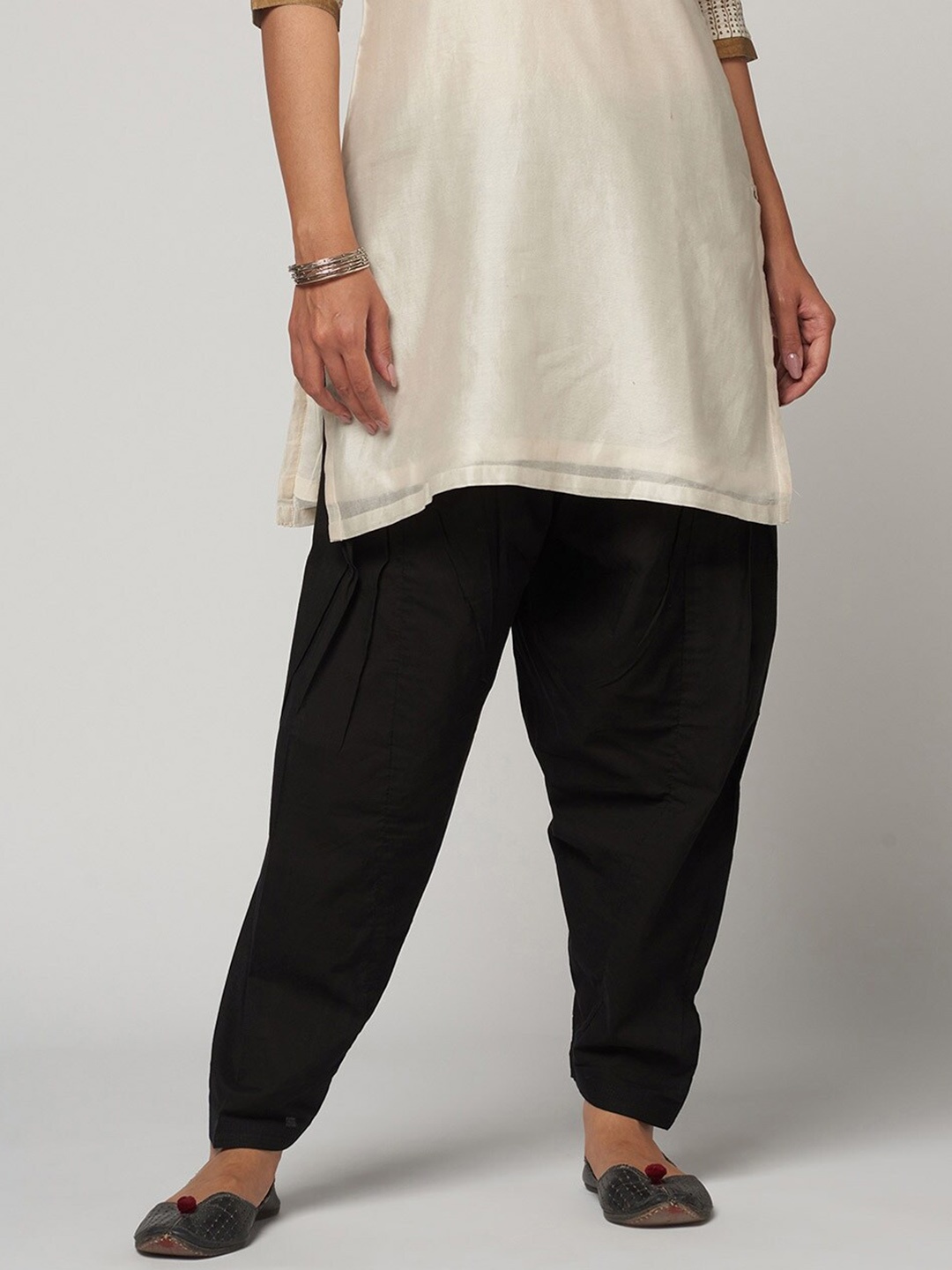 

Fabindia Women Black Regular Fit Pure Cotton Salwar