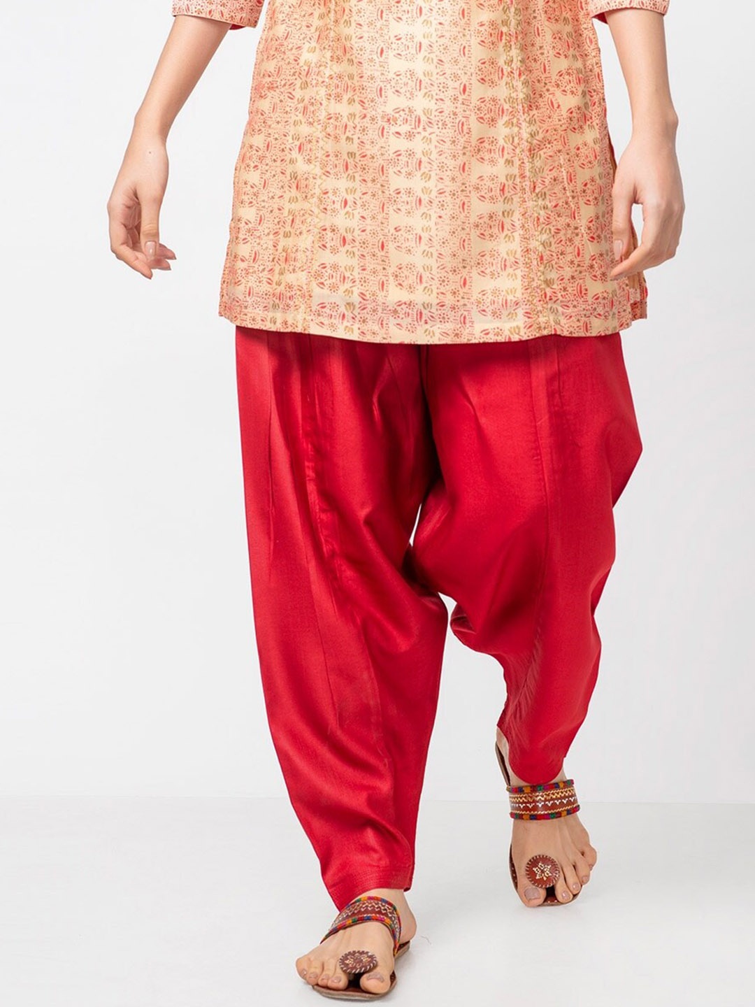 

Fabindia Women Red Regular Fit Loose Fit Salwar