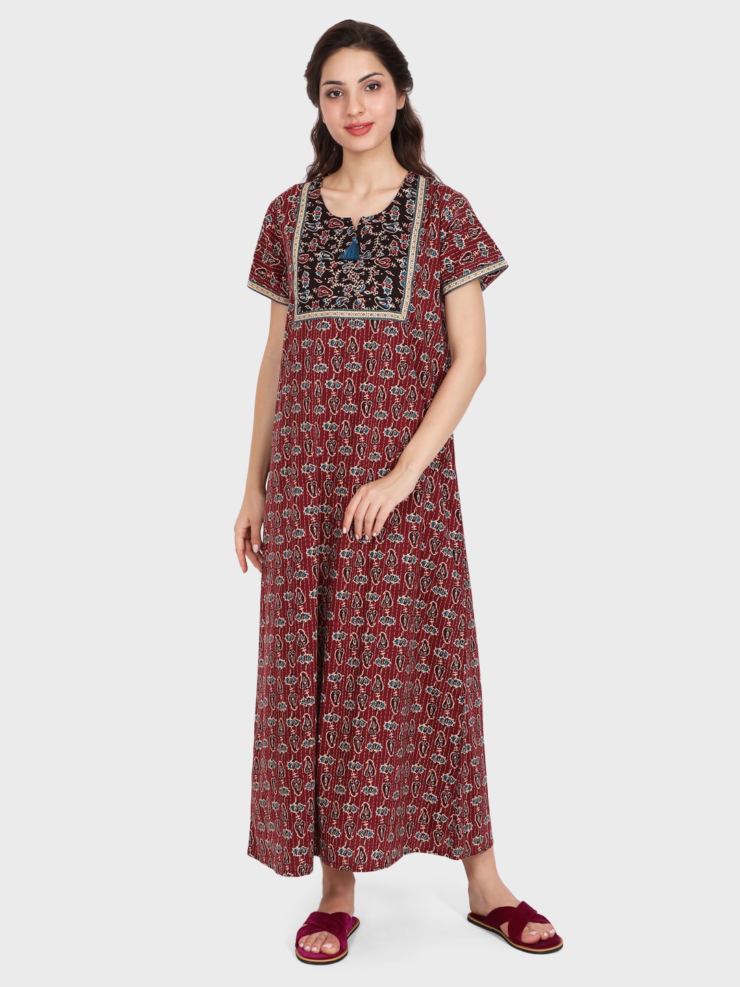 

evolove Brown Printed Maxi Nightdress