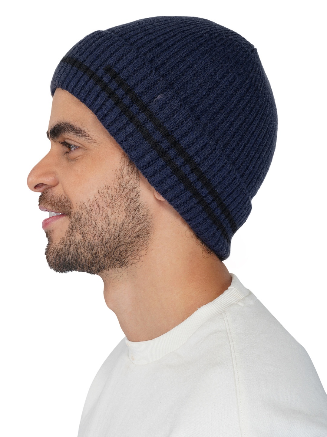 

iSWEVEN Unisex Blue Beanie