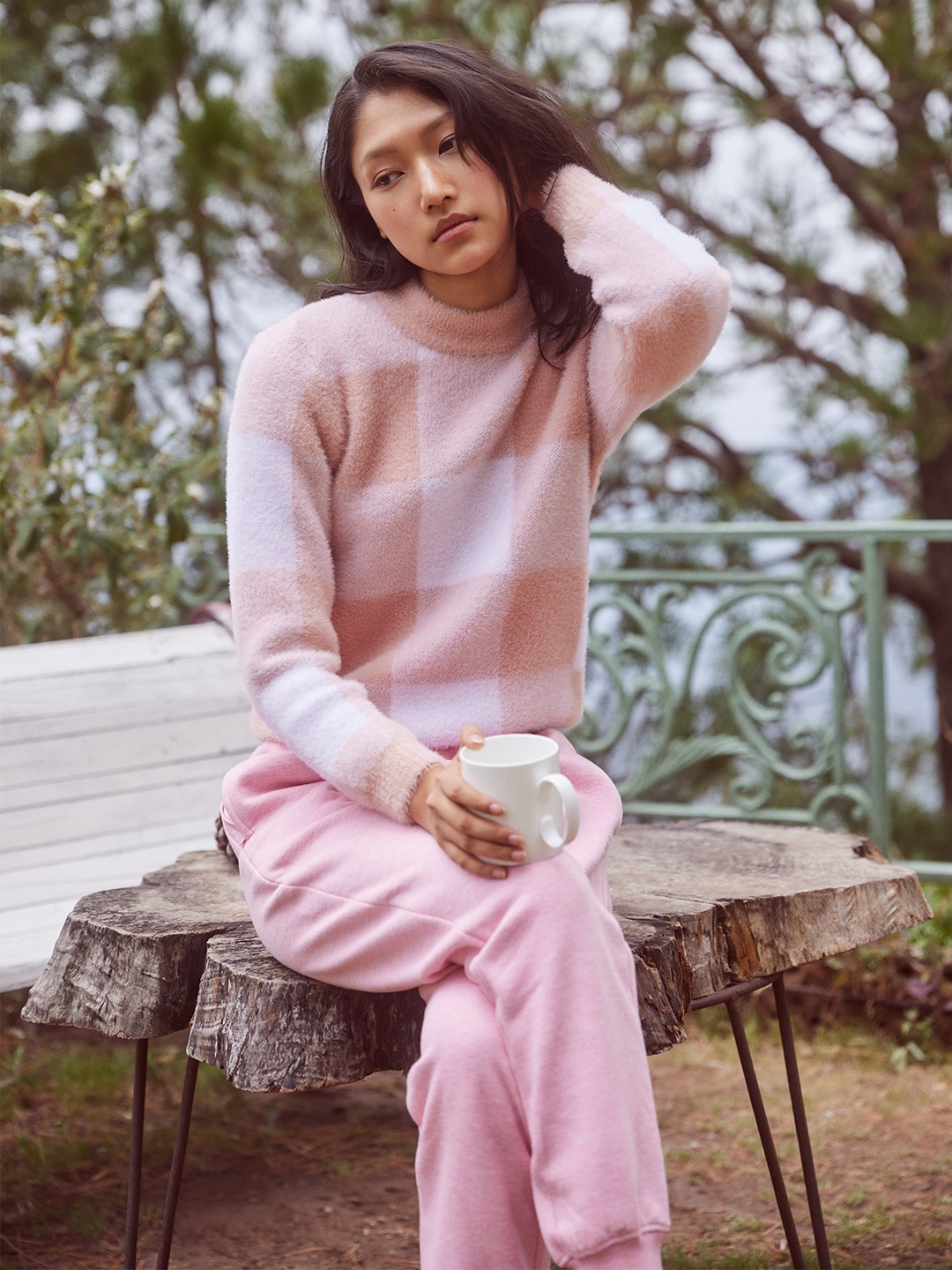 

Crimsoune Club Women Peach-Coloured & Off White Checked Pullover
