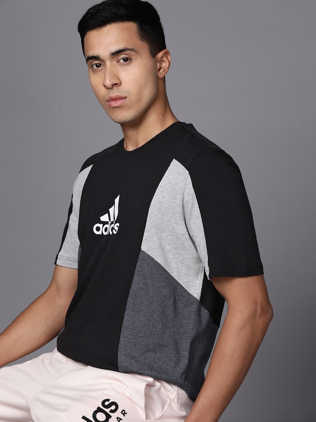 

ADIDAS Essentials Brand Logo Printed & Colourblocked T-shirt, Black