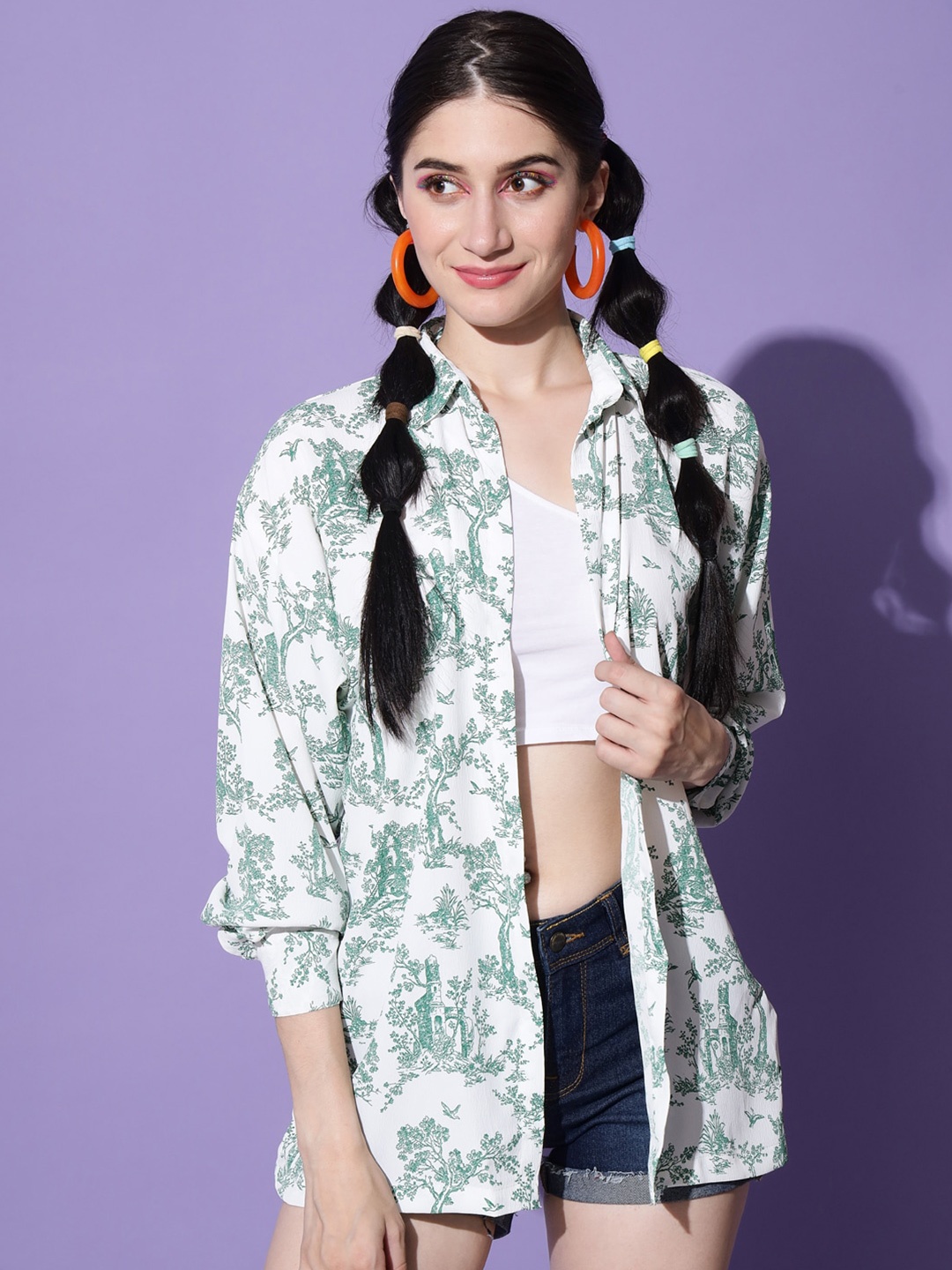

Trend Arrest Women White & Green Printed Shrug