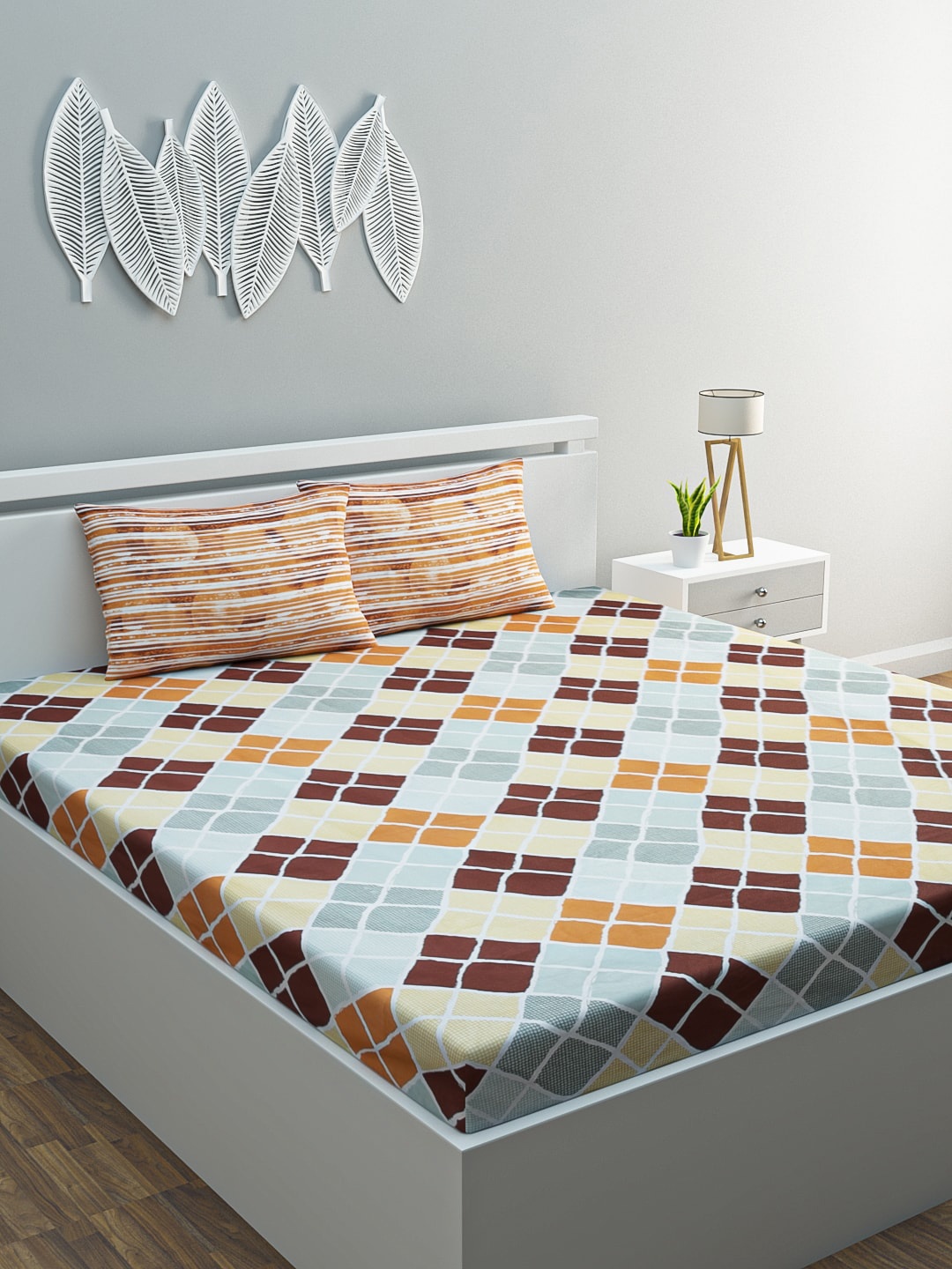 

BLUSH White & Blue Geometric 120 TC Queen Bedsheet with 2 Pillow Covers