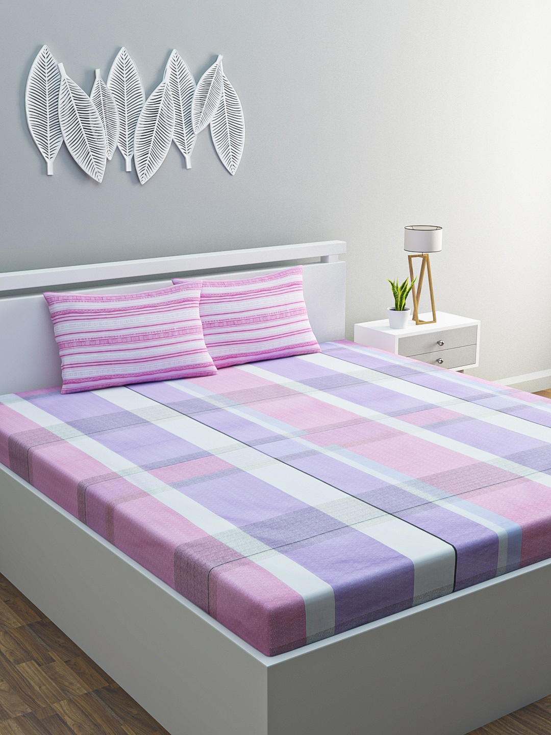 

BLUSH White & Pink Geometric 120 TC Queen Bedsheet with 2 Pillow Covers