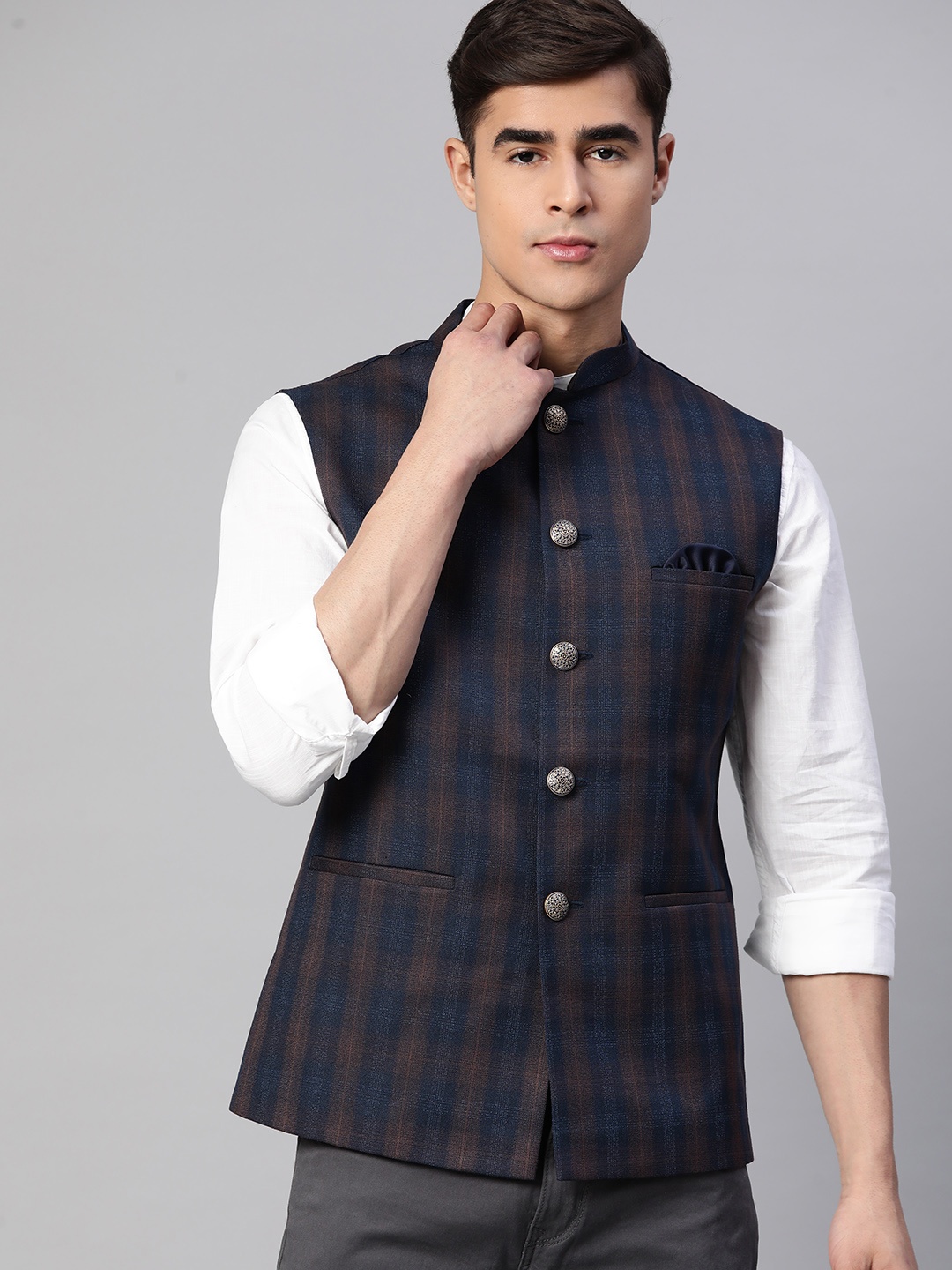 

ESSAS club Men Checked Nehru Jacket with Pocket Square, Navy blue