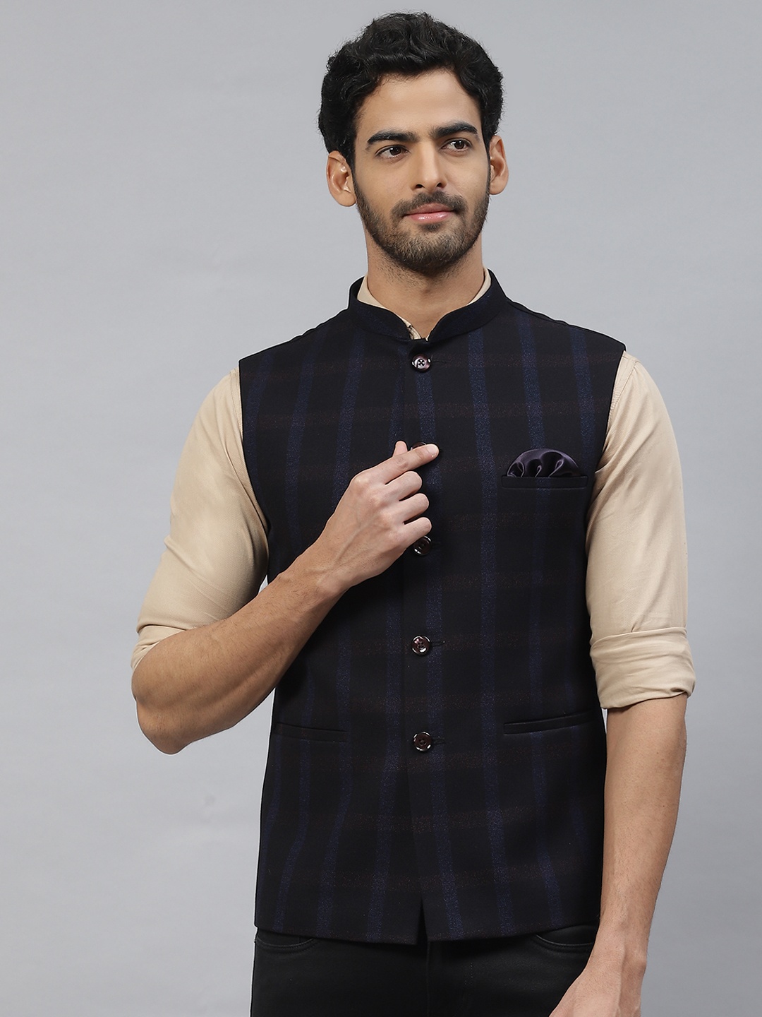 

ESSAS club Men Checked Nehru Jacket with Pocket Square, Purple