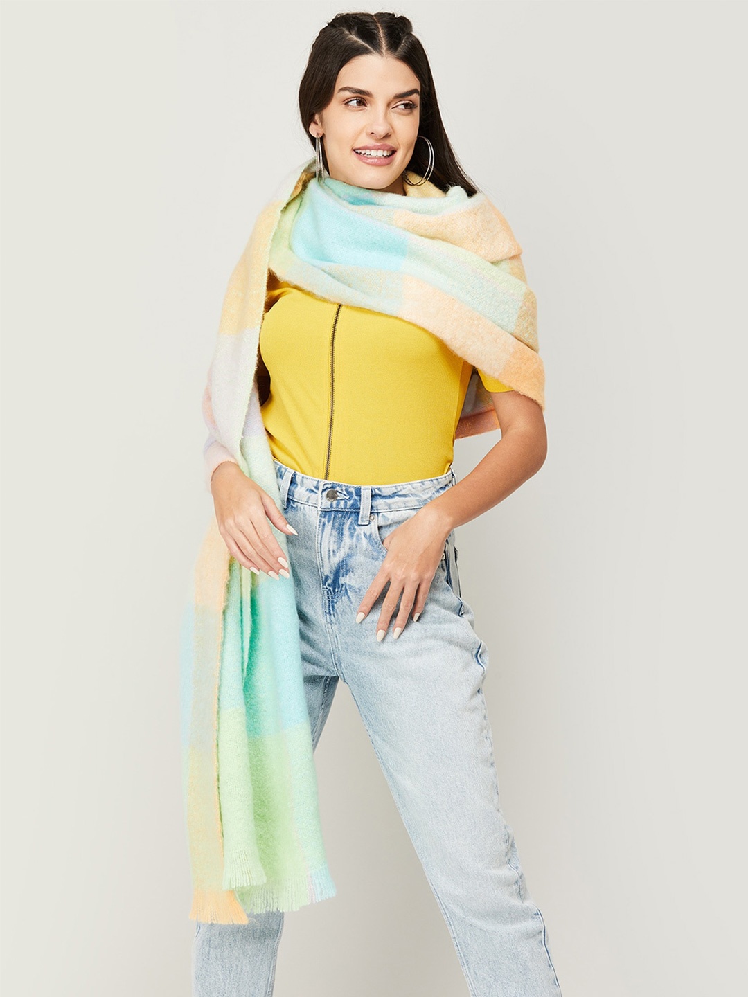 

Ginger by Lifestyle Women Sea Green & Beige Colourblocked Stole