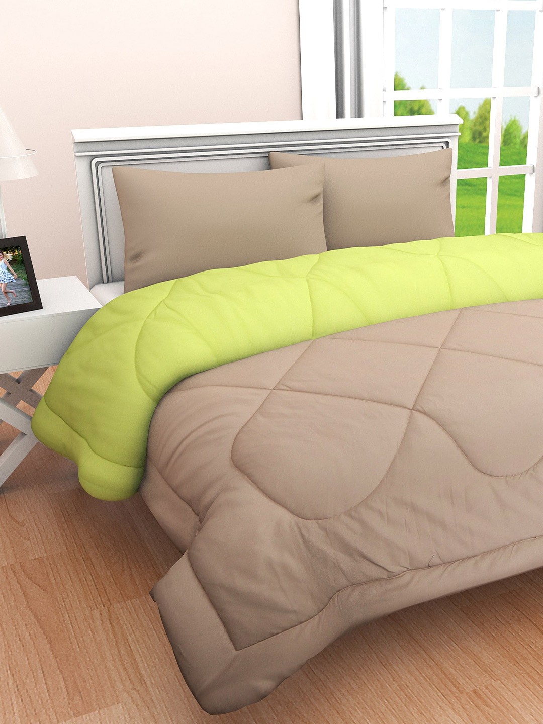 

Clasiko Taupe & Green Heavy Winter 210 GSM Cotton Double Bed Comforter