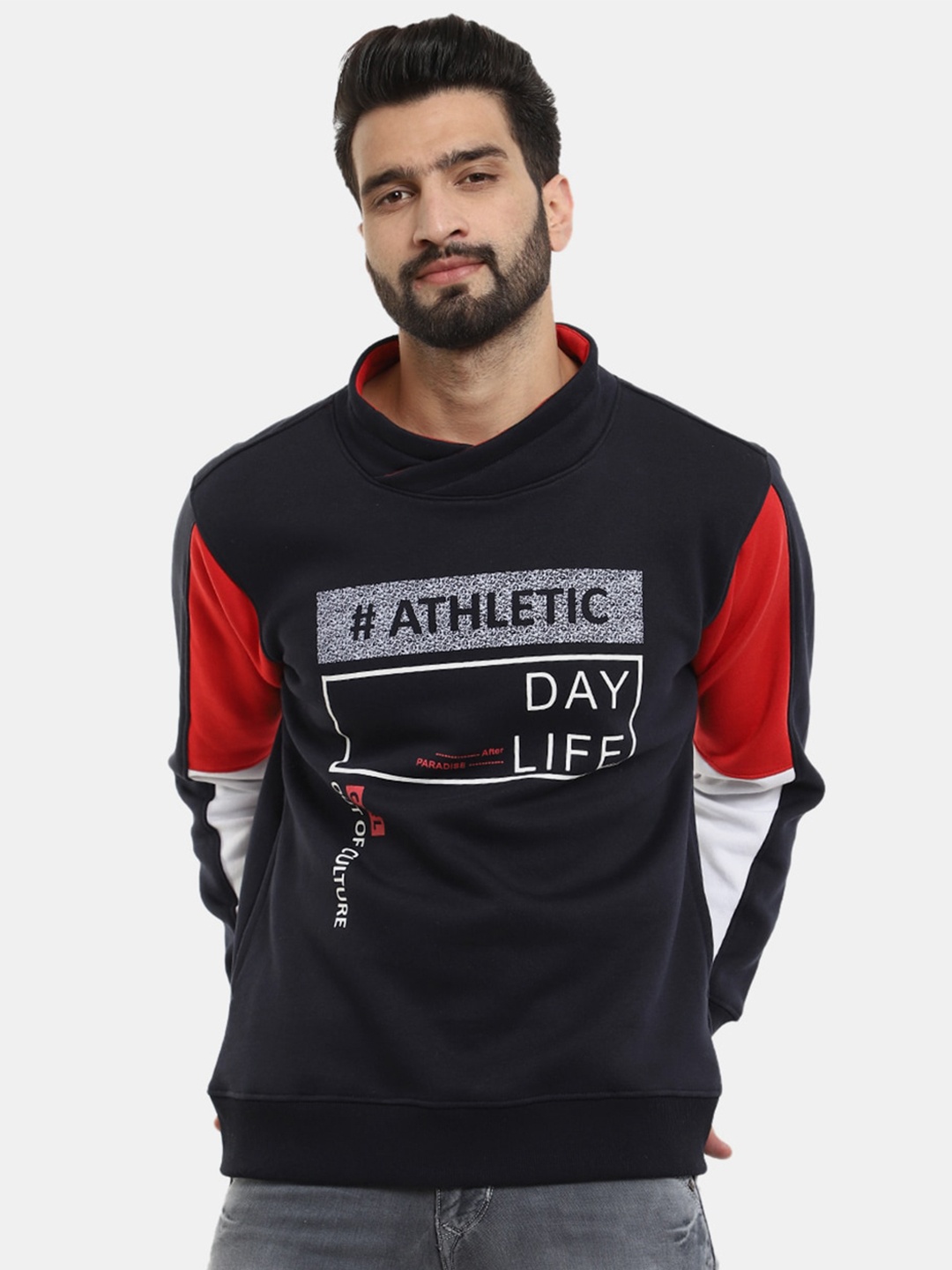 

V-Mart Men Blue Printed Fleece Sweatshirt