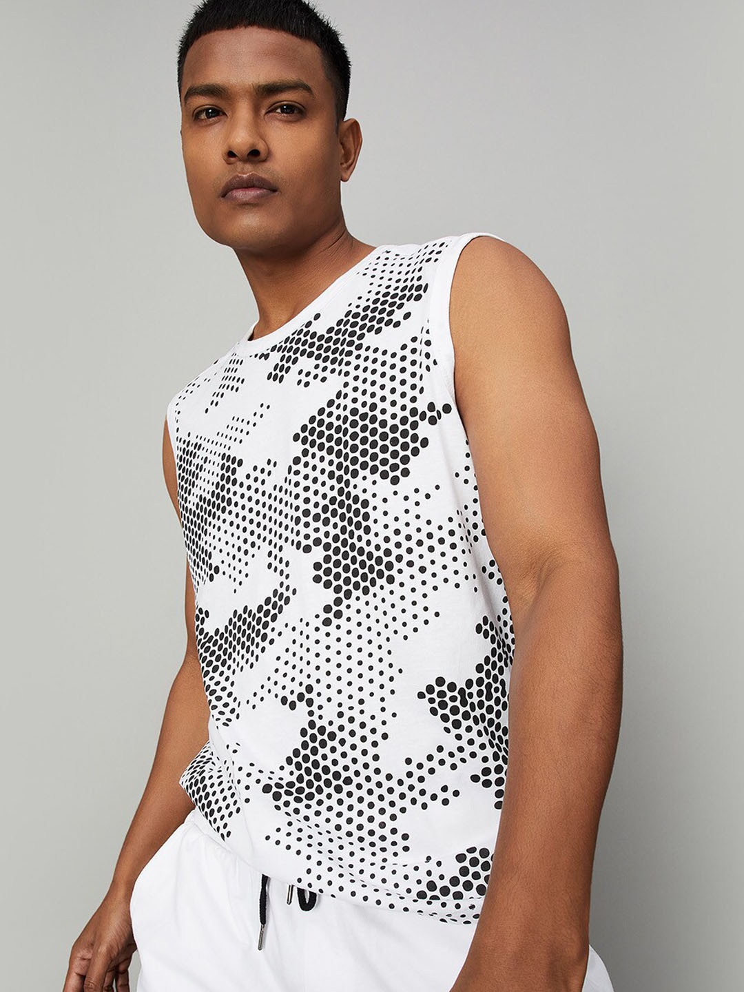 

max Men White & Grey Printed Lounge T-shirts