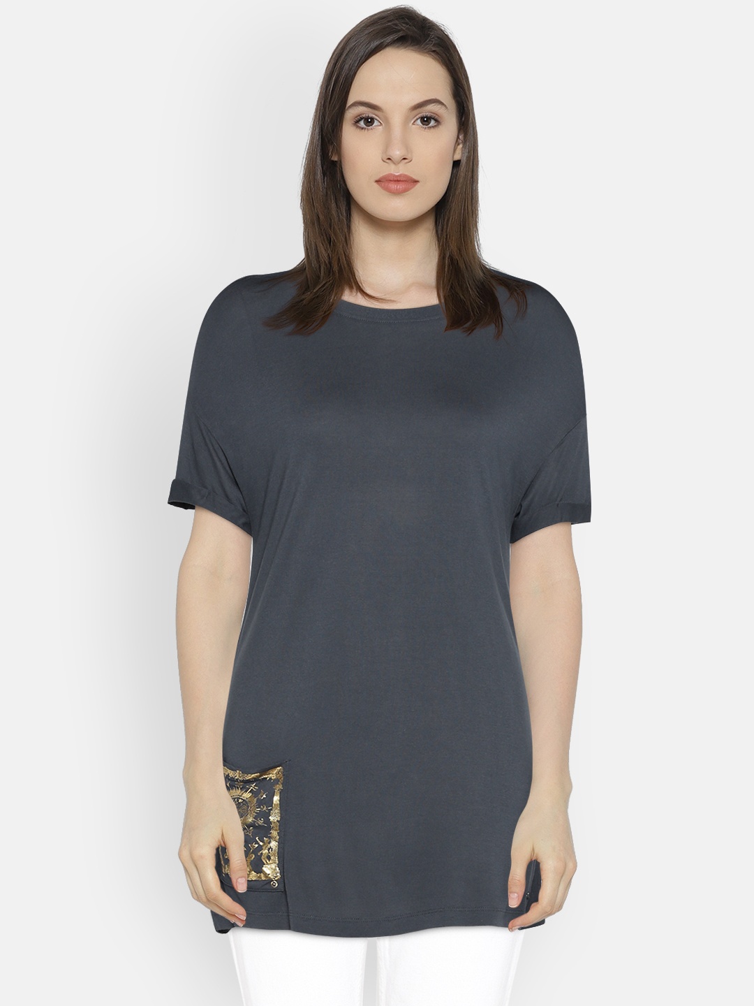 

Vero Moda Women Blue Solid Round Neck T-shirt