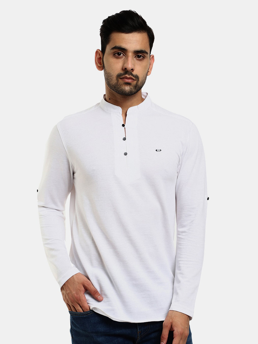 

V-Mart Men White Henley Neck T-shirt