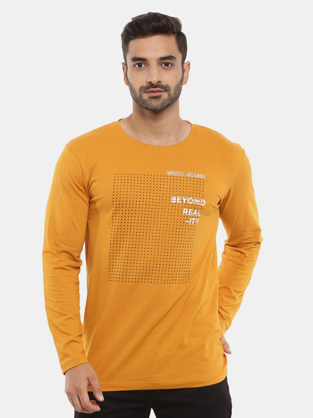 

V-Mart Men Mustard Yellow Typography Printed Slim Fit T-shirt