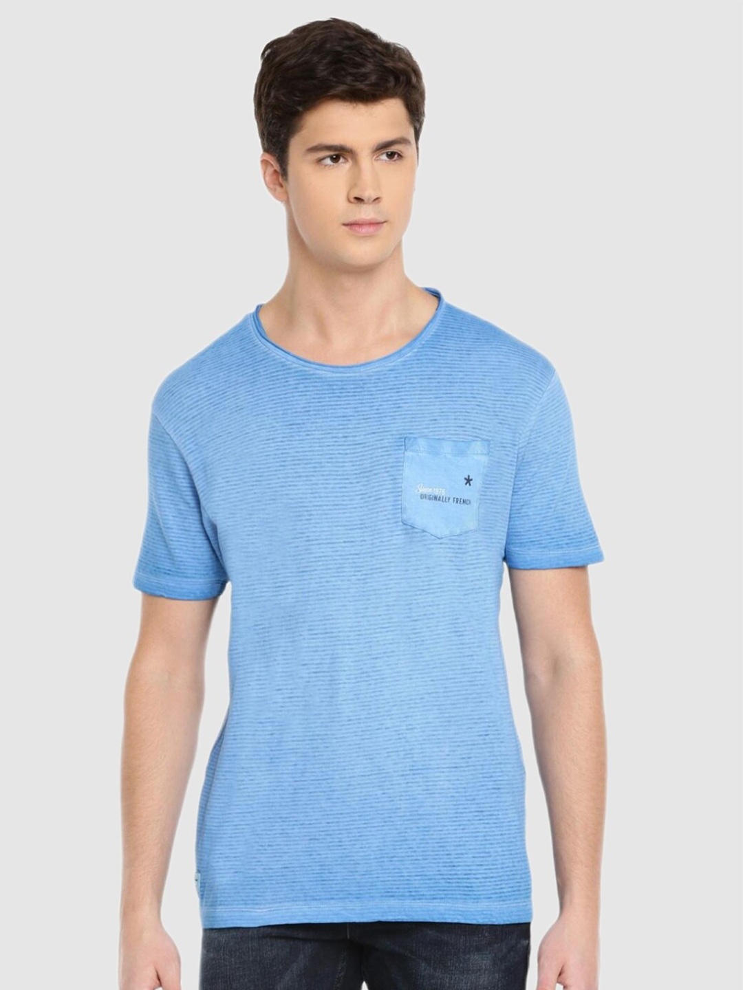

Celio Men Blue Striped Cotton T-shirt