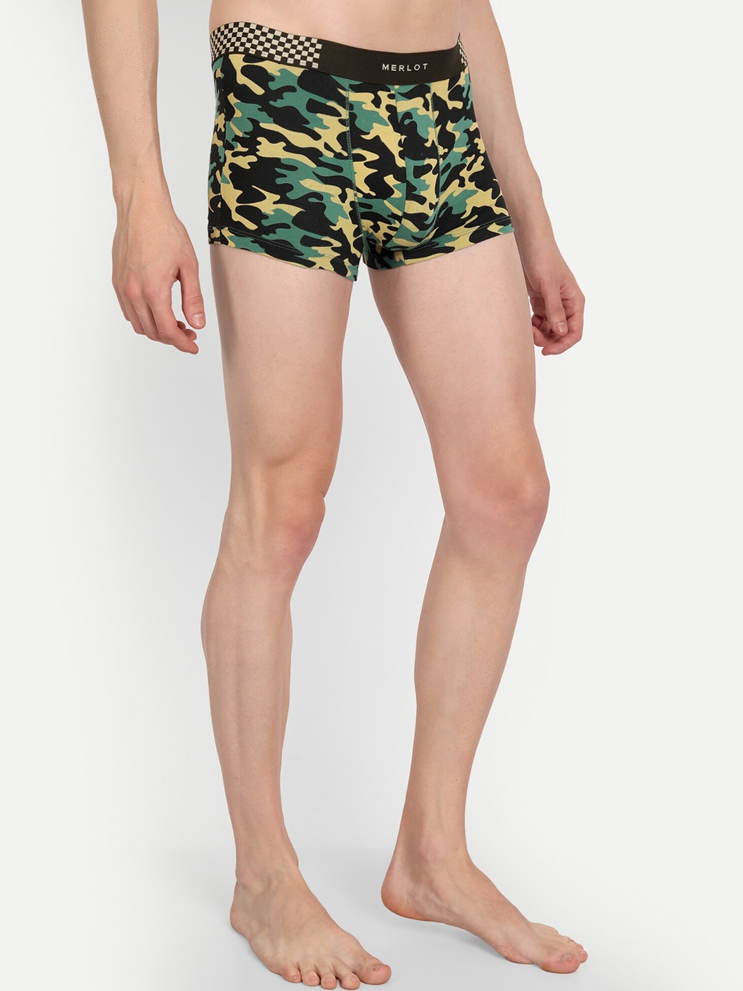 

MERLOT Men Camo Pattern Trunks, Green