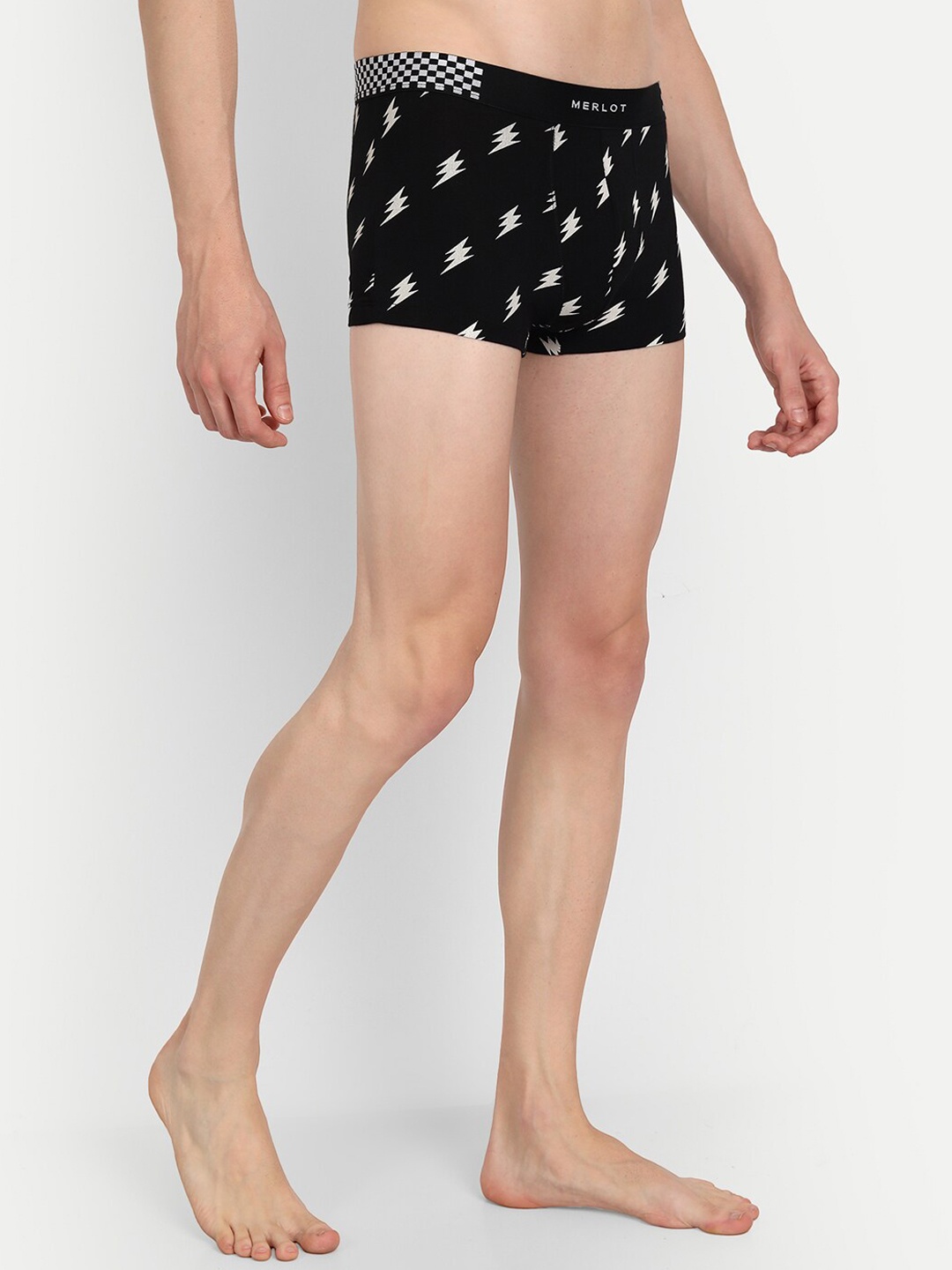

MERLOT Men Lightening Pattern Trunks, Navy blue