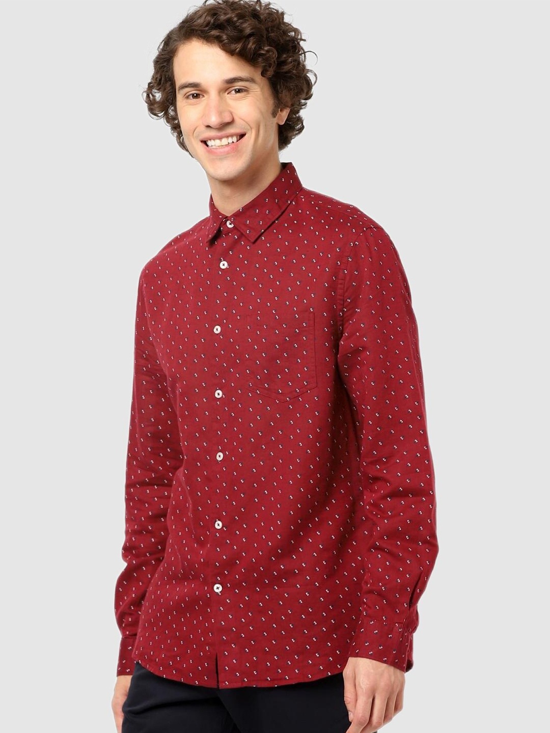 

Celio Men Classic Printed Casual Shirt, Maroon