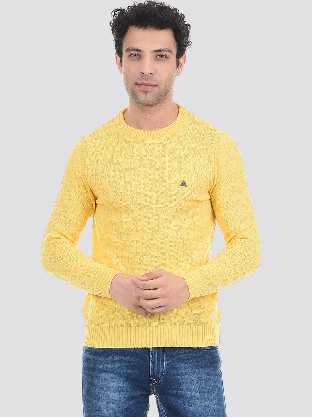 

Cloak & Decker by Monte Carlo Men Yellow Cable Knit Acrylic Pullover Sweater