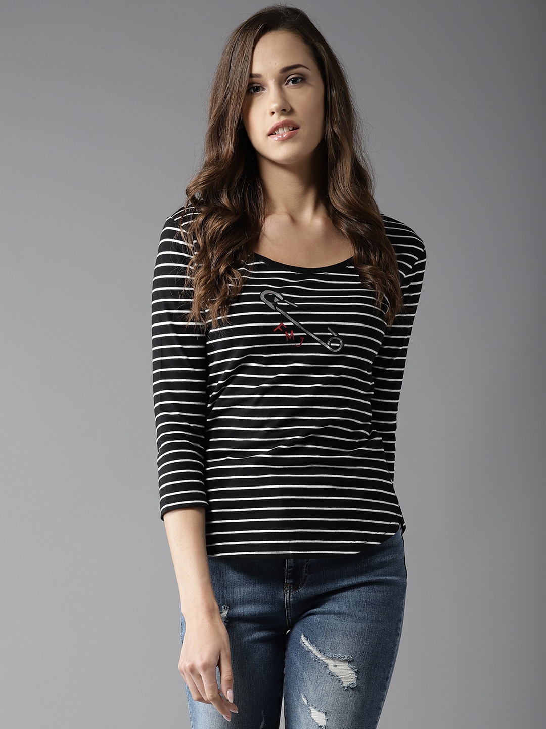 

Flying Machine Women Black White Striped Round Neck Pure Cotton T-shirt