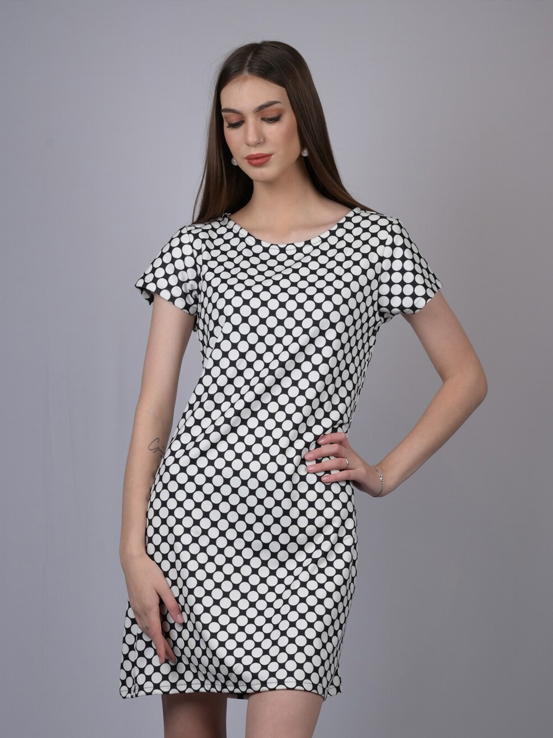 

OWO THE LABEL White & Black Sheath Dress