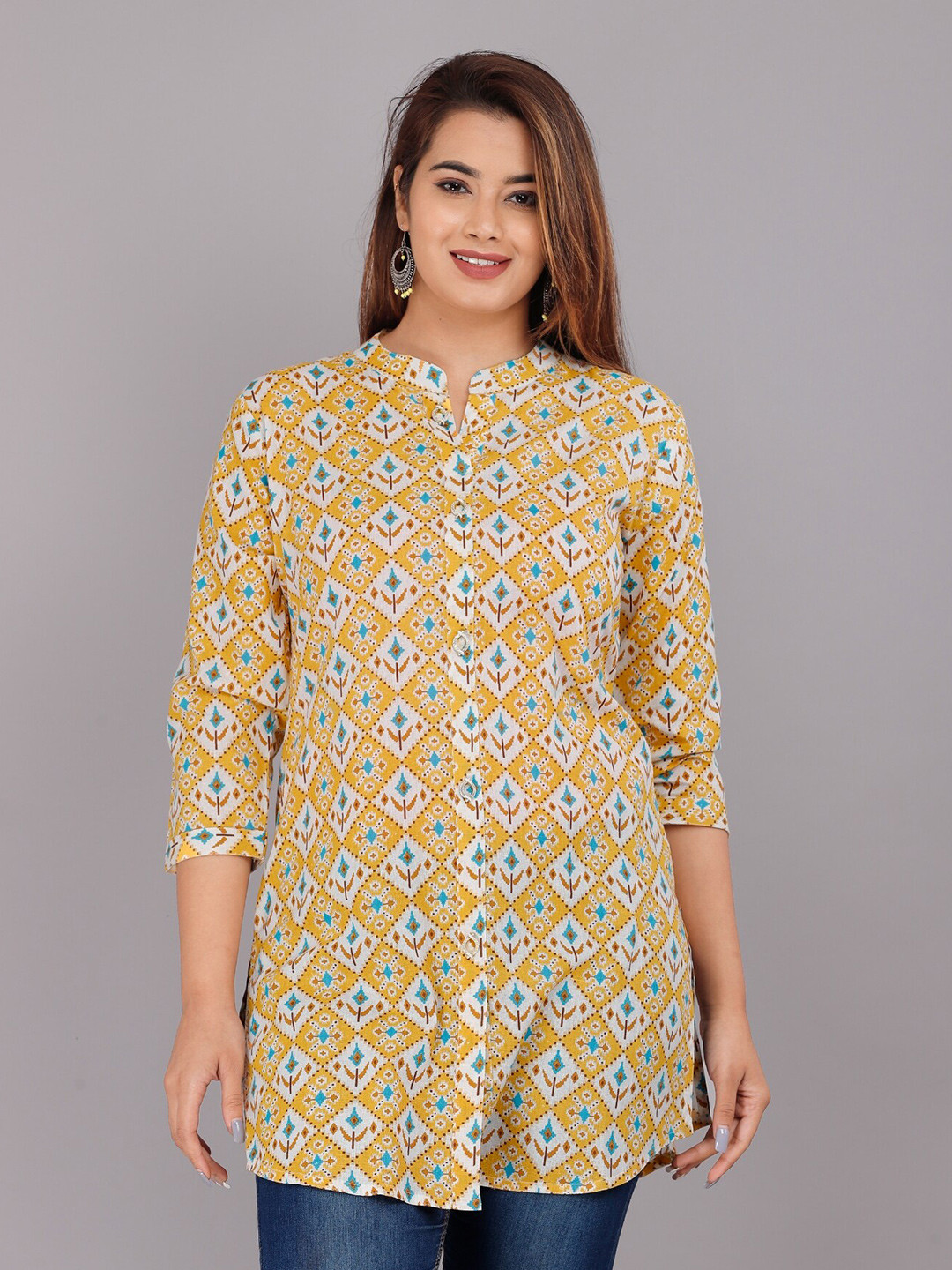 

KALINI Yellow & White Geometric Print Longline Top