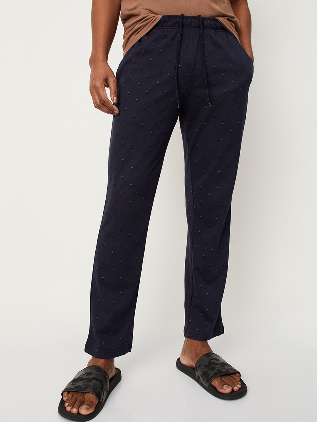 

max Men Navy Blue Printed Lounge Pants