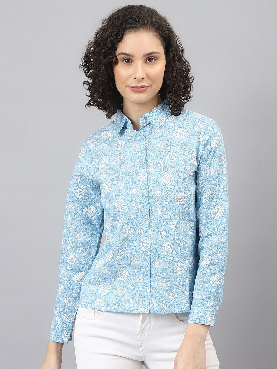 

DEEBACO Women Blue Premium Floral Printed Cotton Casual Shirt