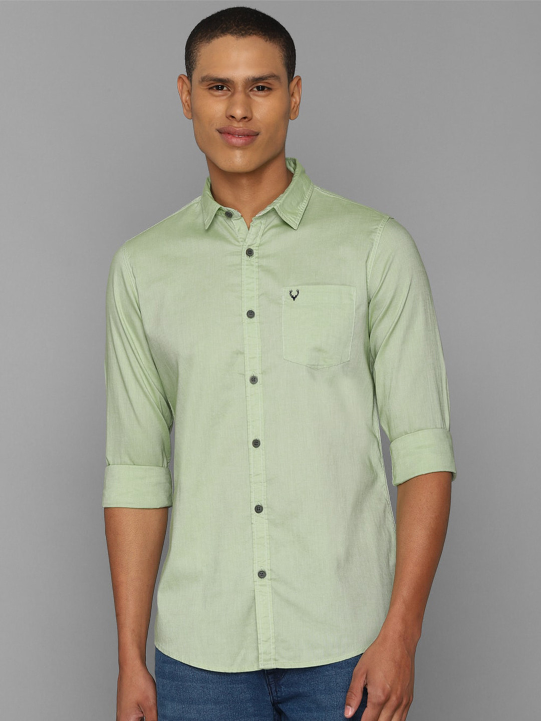 

Allen Solly Sport Men Green Pure Solid Cotton Casual Shirt