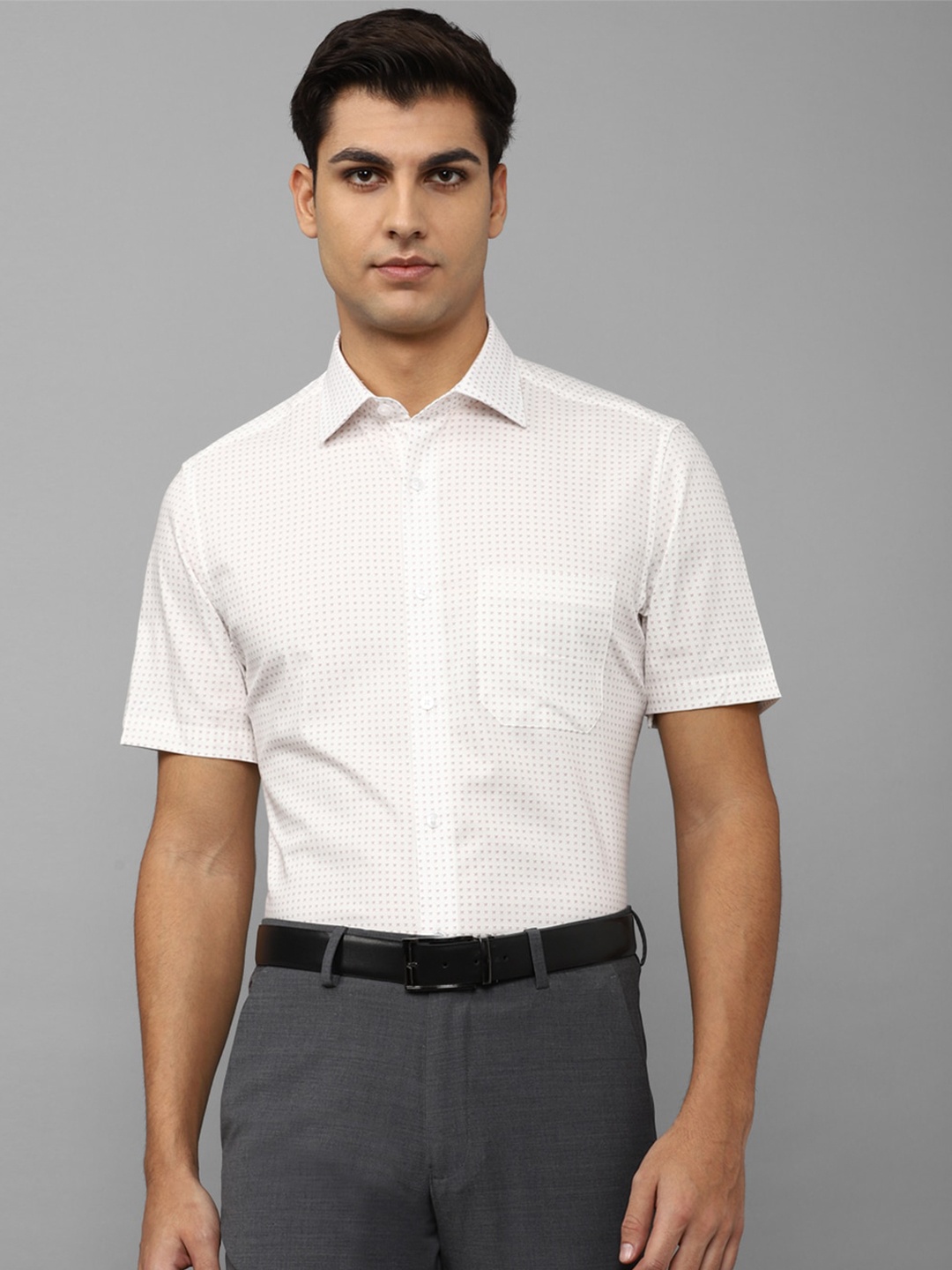 

Louis Philippe Men Cream-Coloured Cotton Slim Fit Printed Formal Shirt