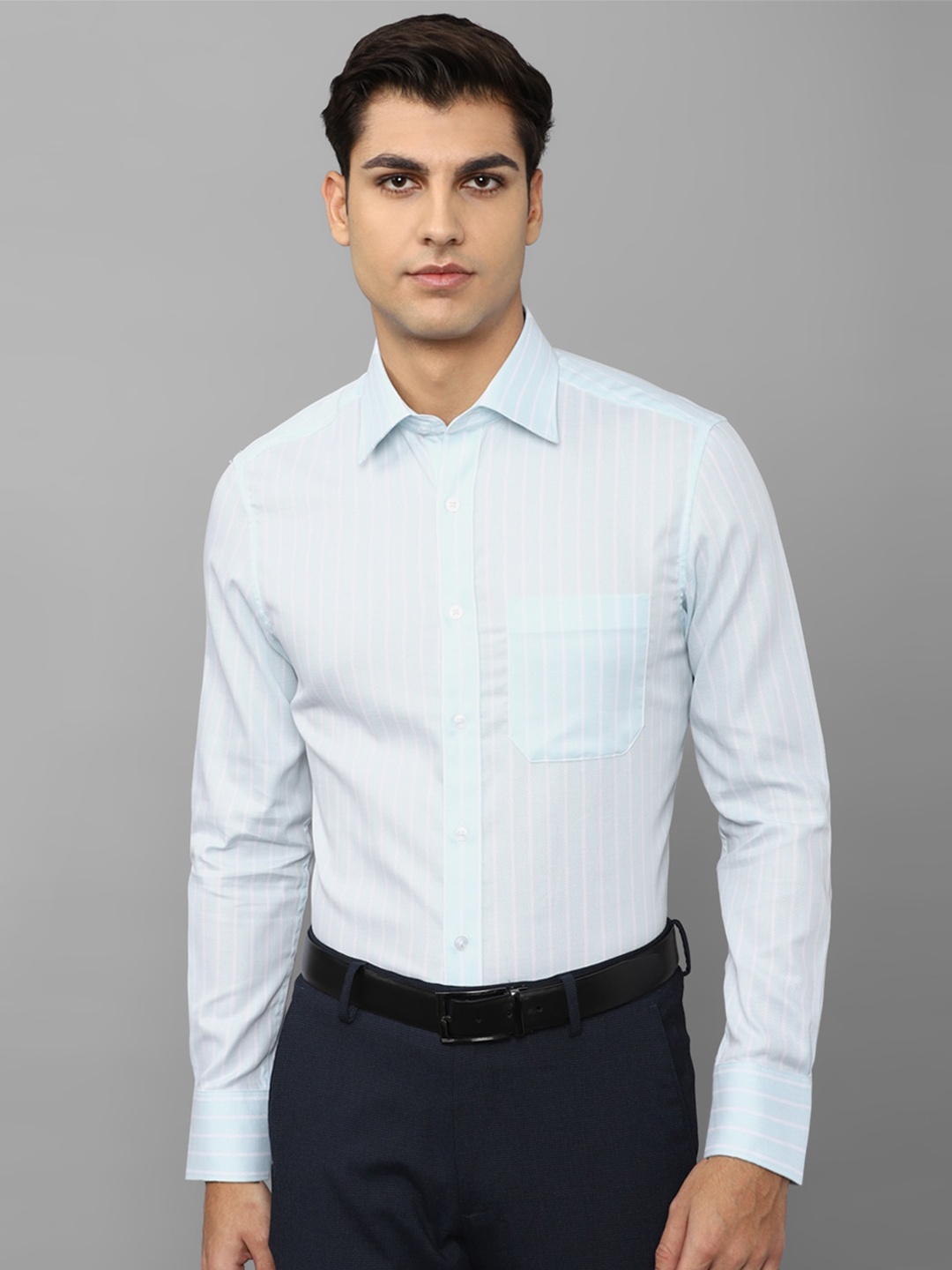 

Louis Philippe Men Blue Cotton Slim Fit Striped Formal Shirt