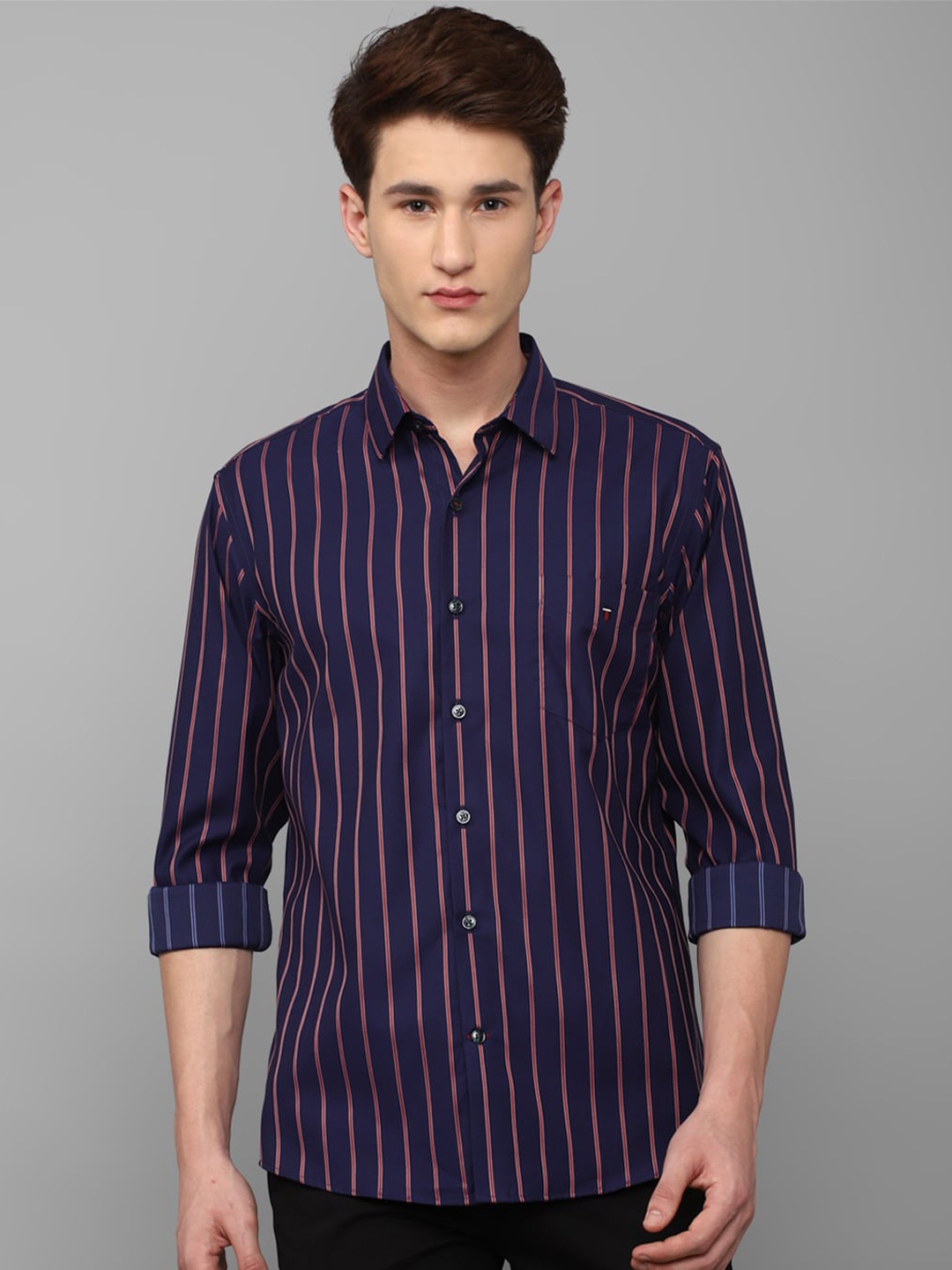 

Louis Philippe Sport Men Navy Blue & Red Striped Cotton Casual Shirt