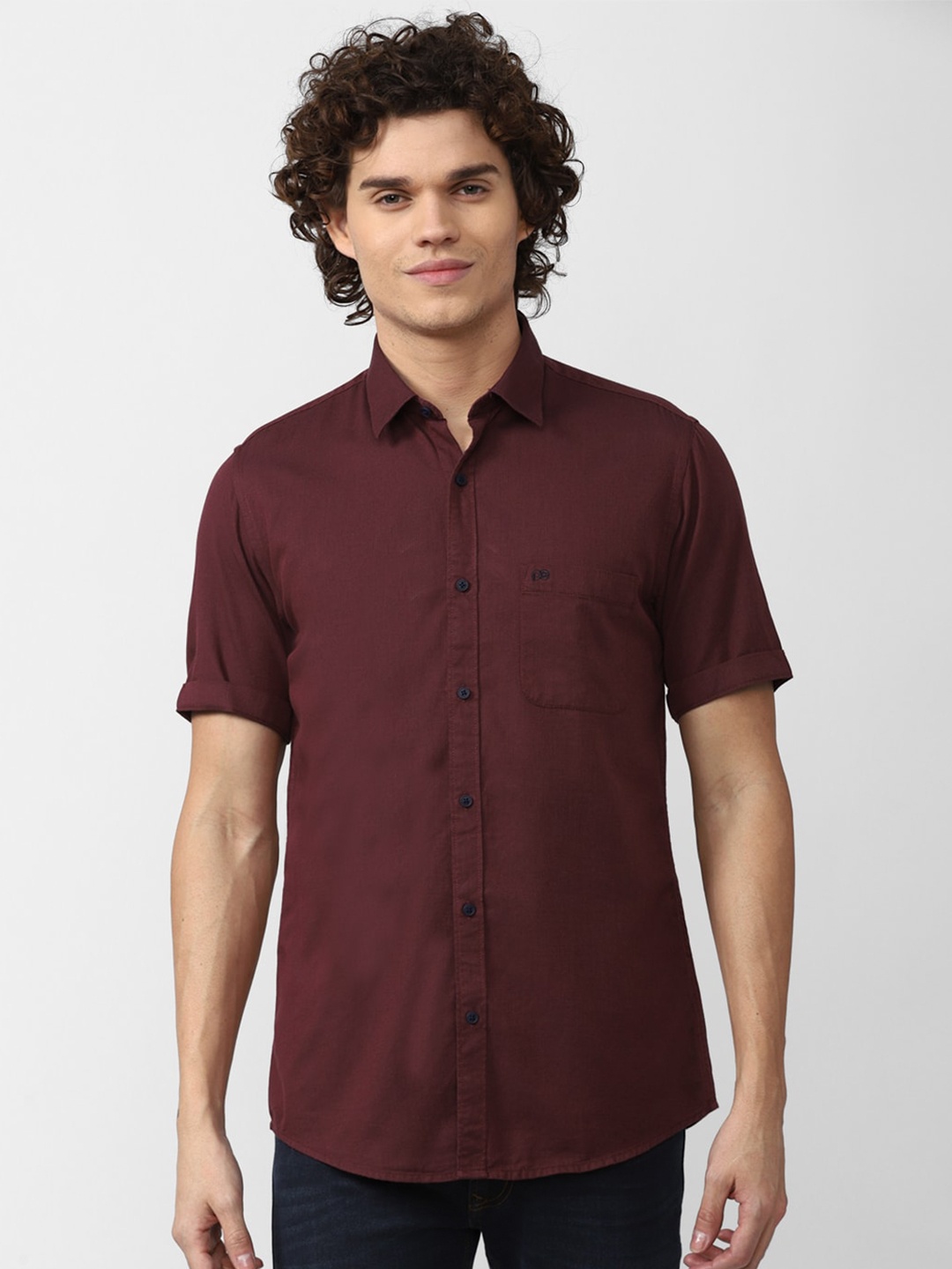 

Peter England Casuals Men Maroon Slim Fit Pure Cotton Casual Shirt