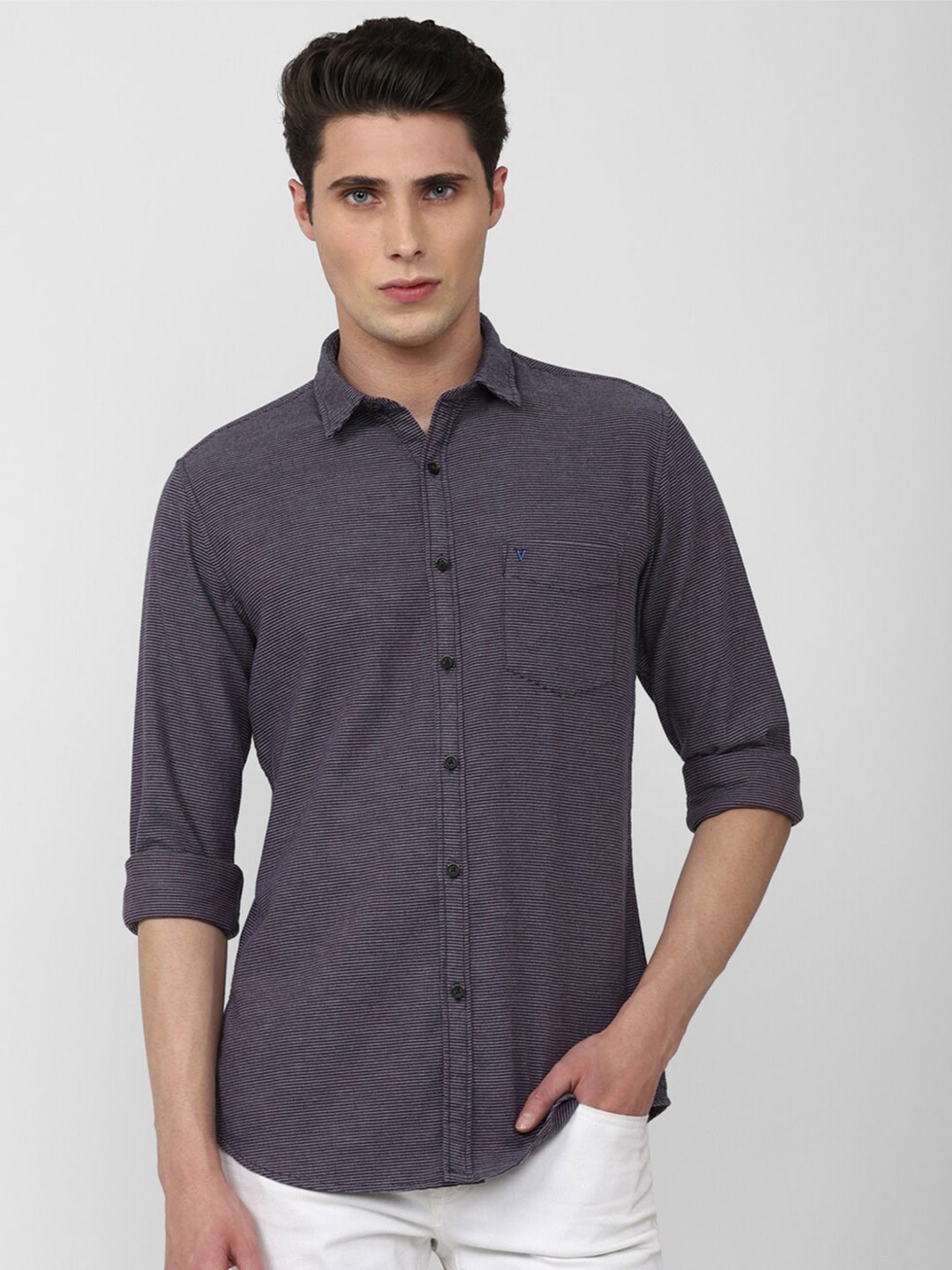 

VAN HEUSEN DENIM LABS Men Slim Fit Horizontal Stripes Pure Cotton Casual Shirt, Grey