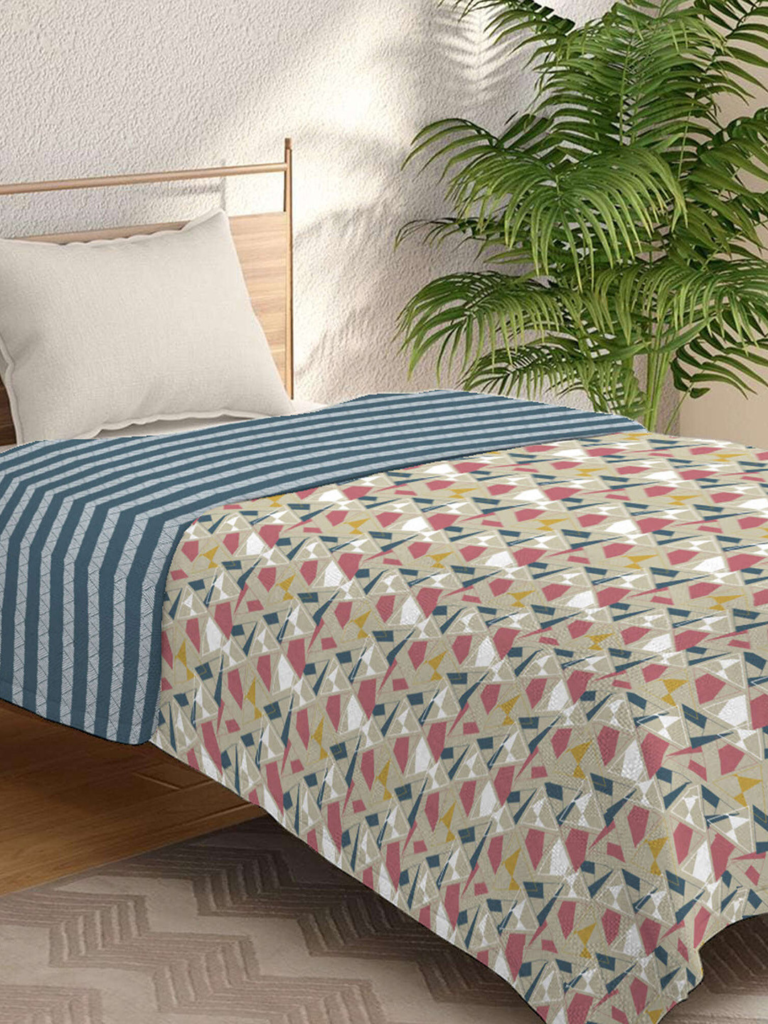

Trident Beige & White Geometric Mild Winter 90 GSM Cotton Single Bed Reversible Dohar
