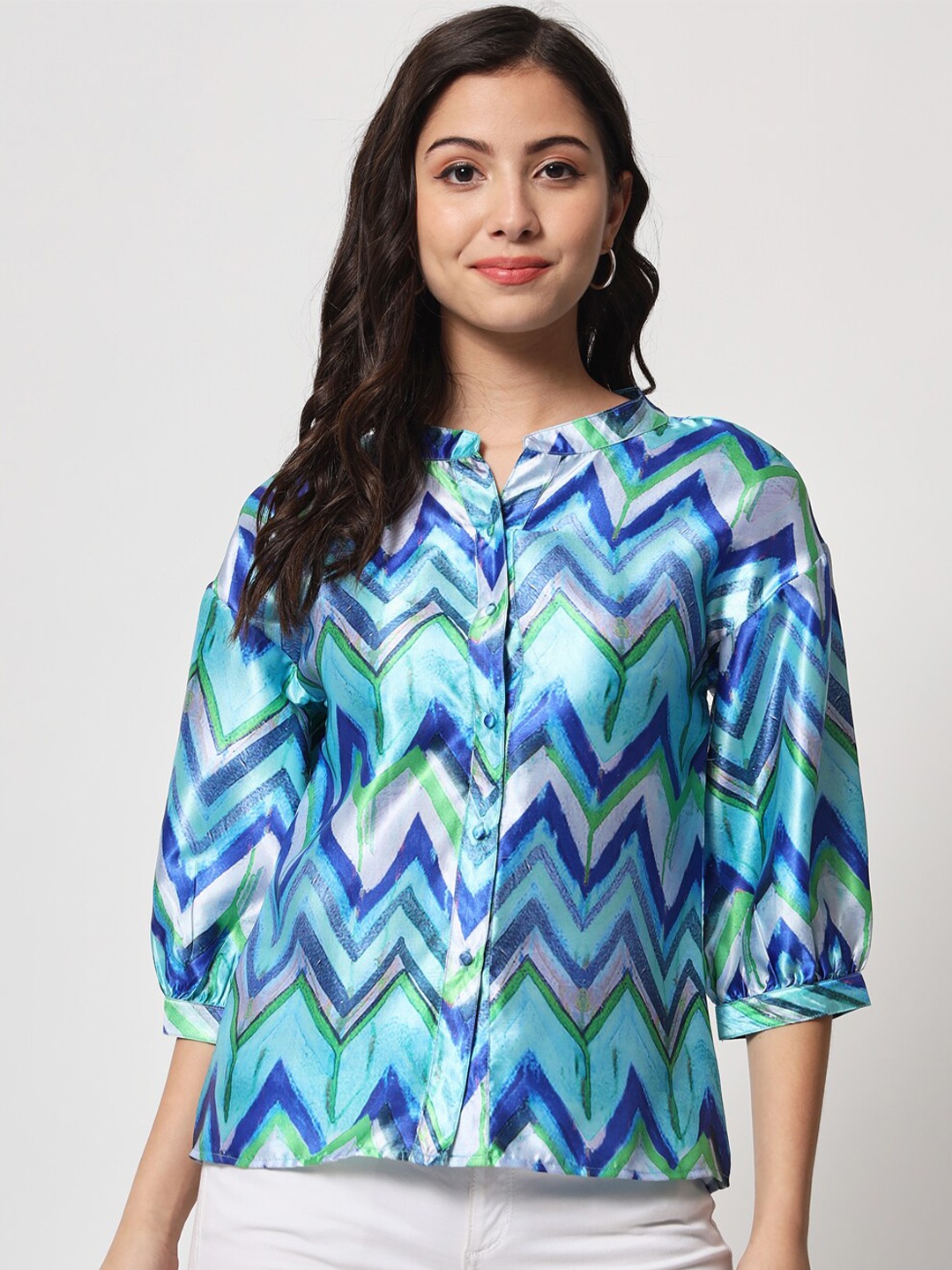 

CHARMGAL Blue & Green Geometric Print Mandarin Collar Satin Shirt Style Top