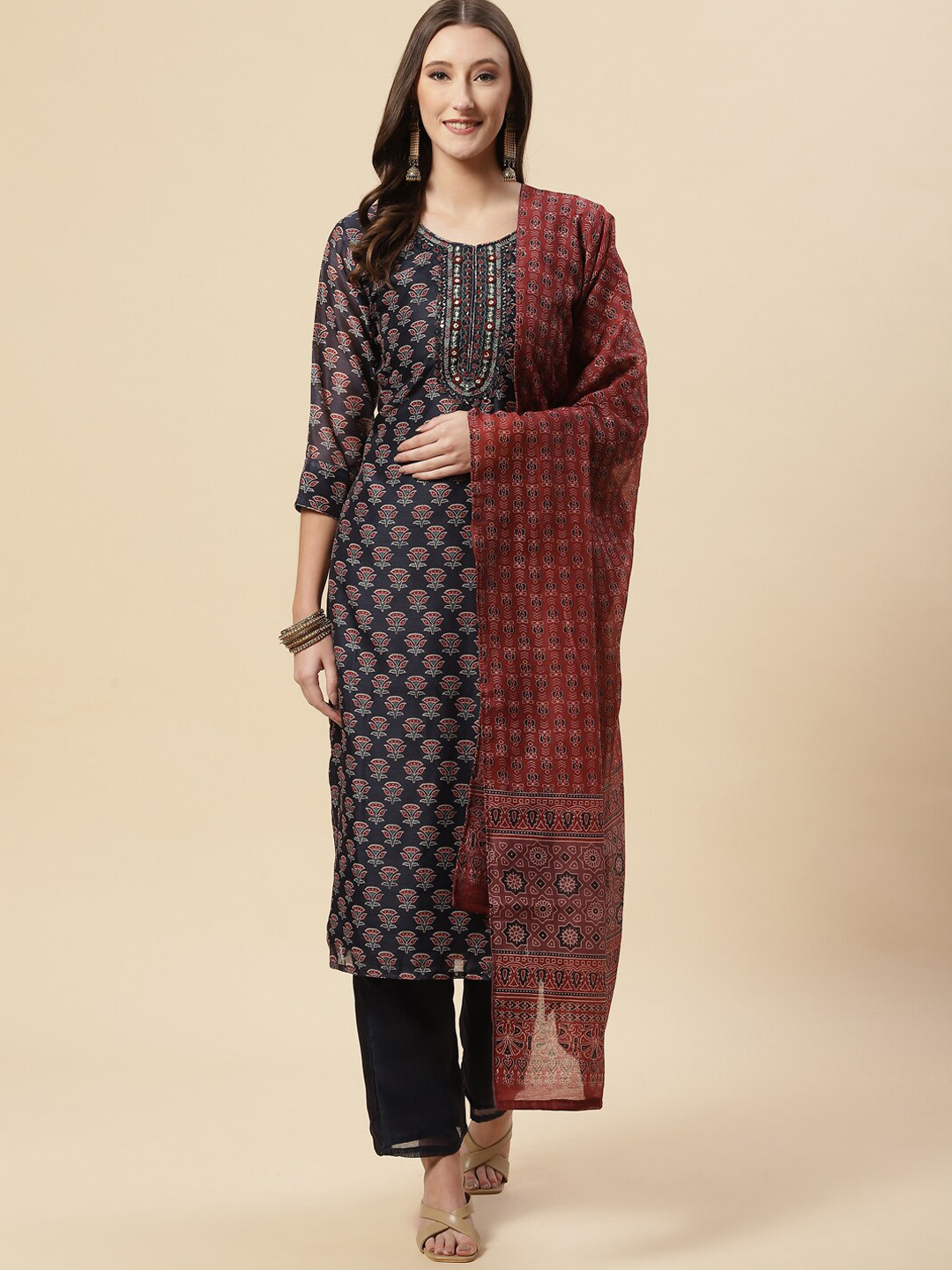 

Meena Bazaar Women Blue Floral Printed & Thread Work Kurta with Trousers & Dupatta