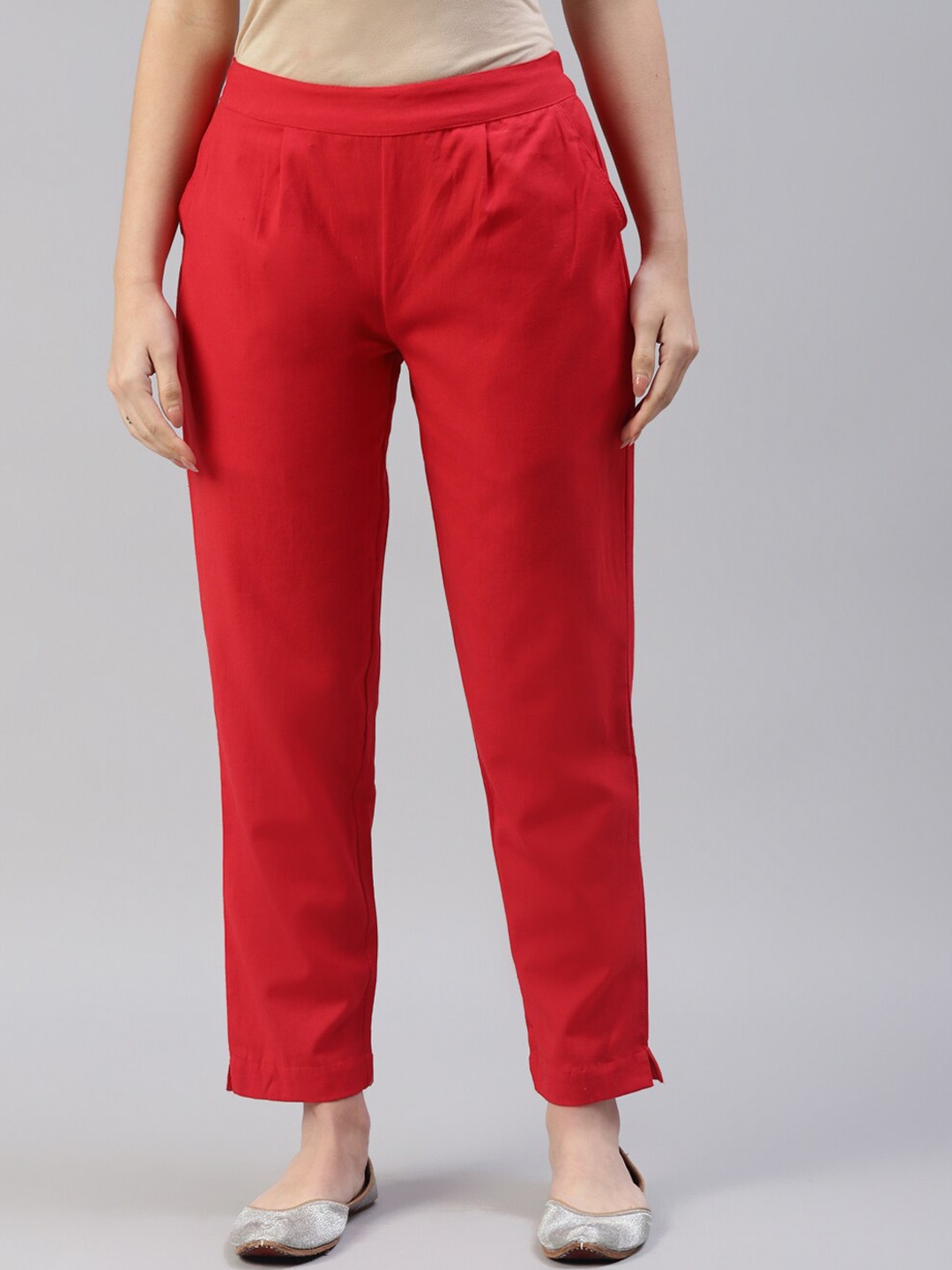 

Saart Bunaai Women Red Solid Cotton Trousers