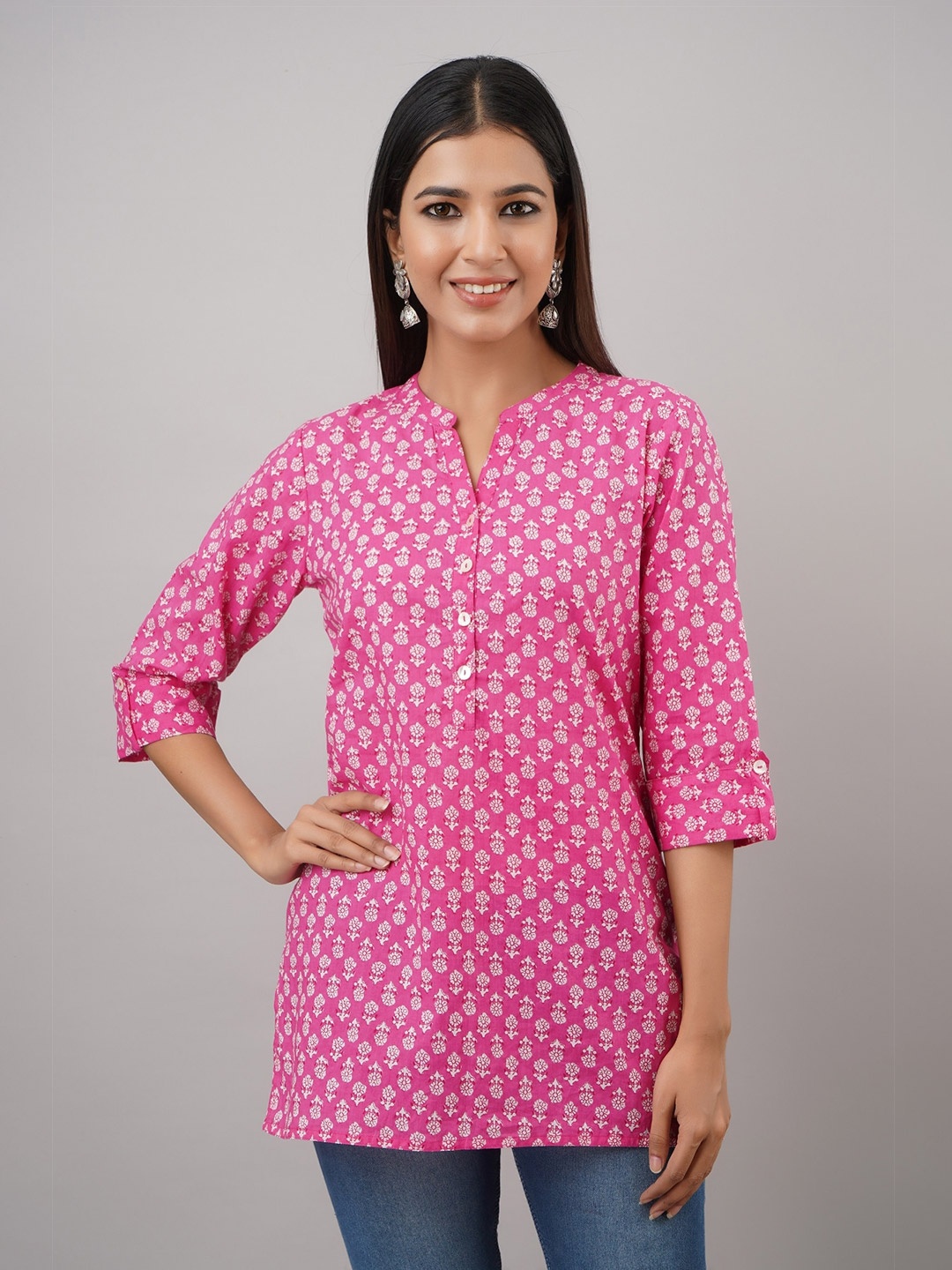 

Saart Bunaai Pink & White Mandarin Collar Printed Cotton Tunic