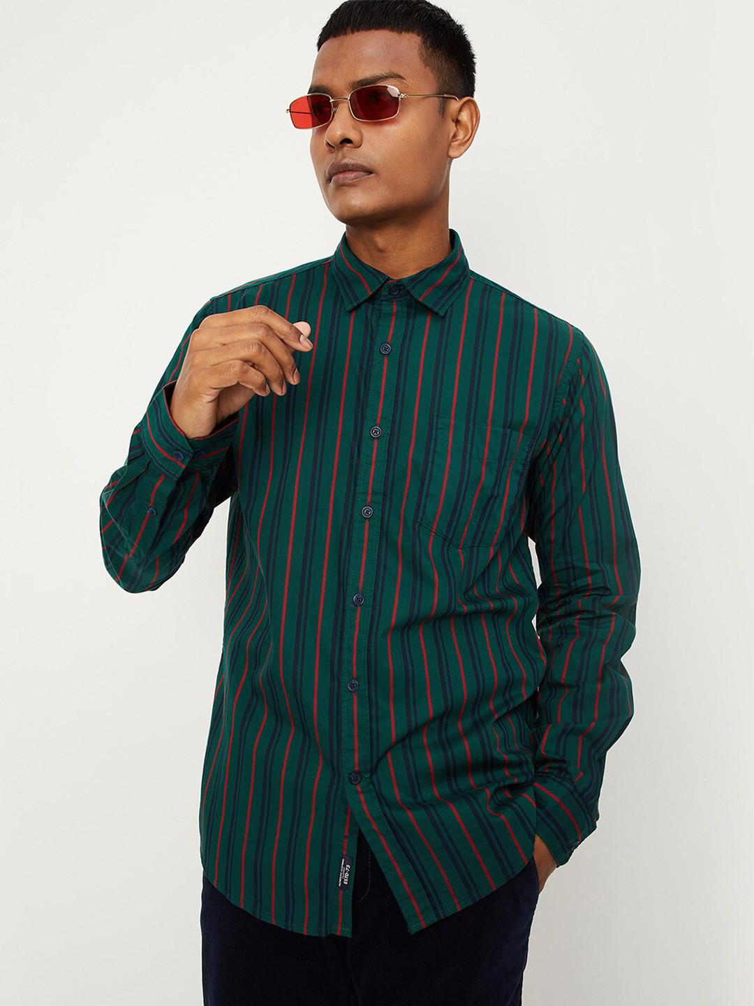 

max Men Checked Pure Cotton Casual Shirt, Green